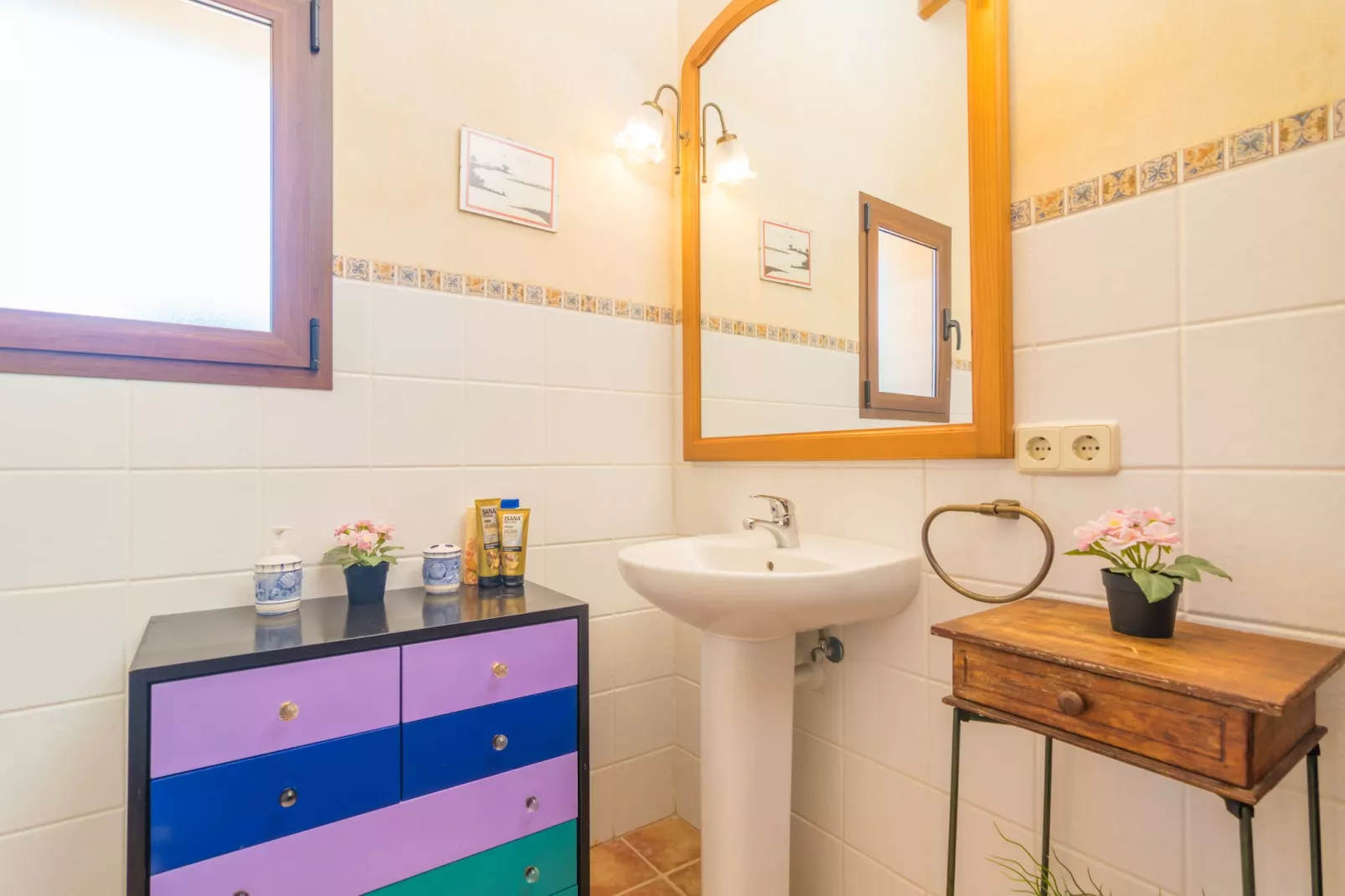 Es Blanquer De Na Fani-Bathroom