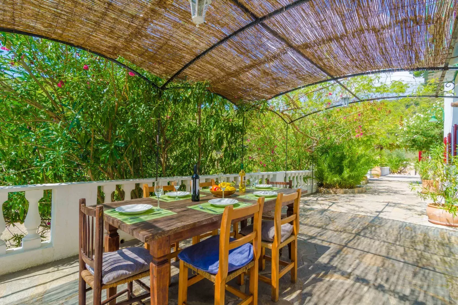 Can Bolei-Terrace balcony