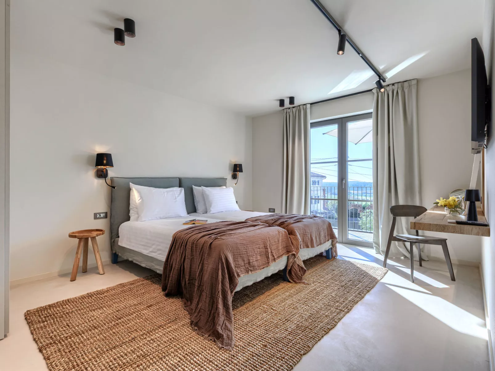 Casa Minda-Inside