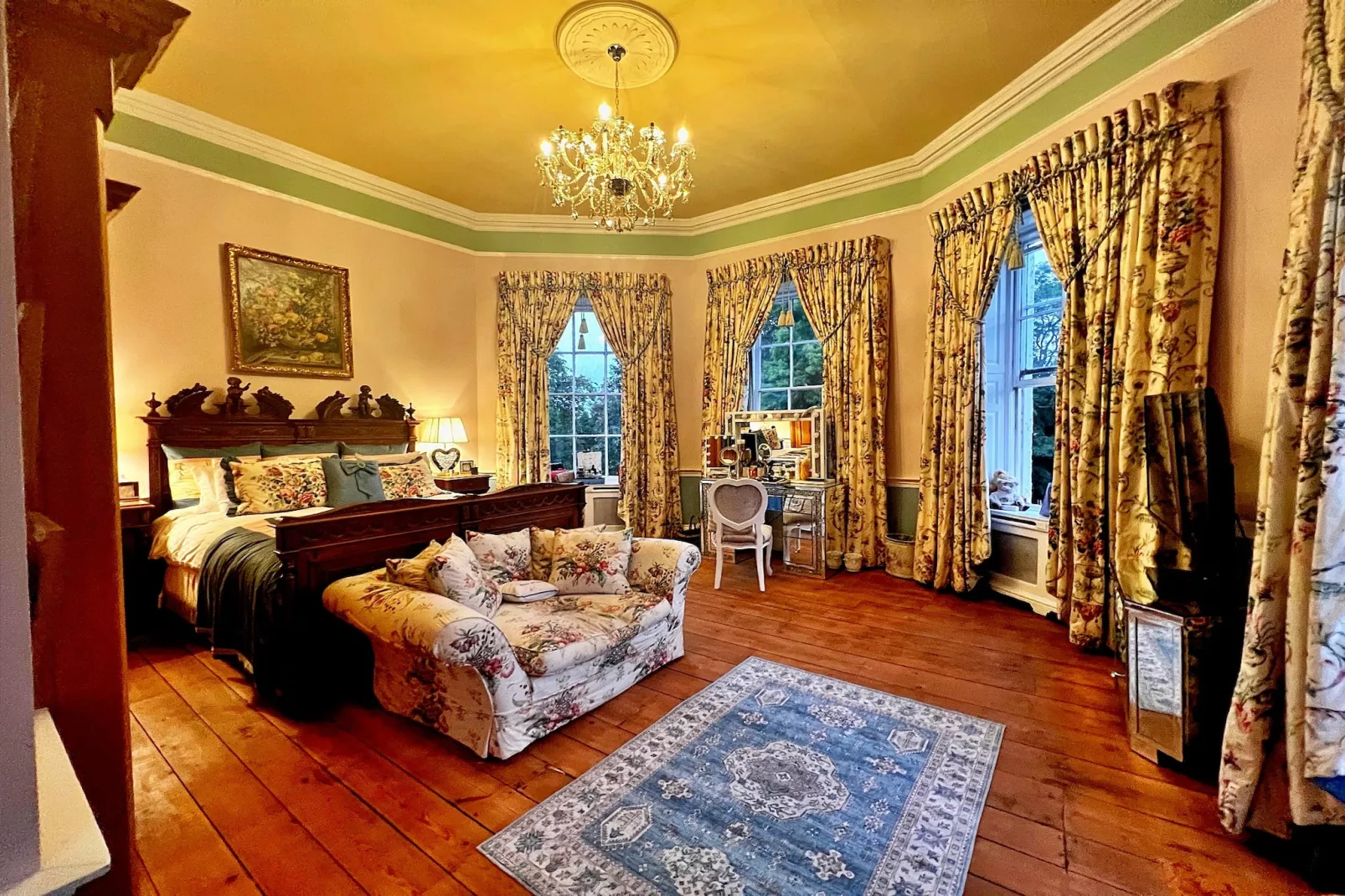 Walcot Hall-Bedroom