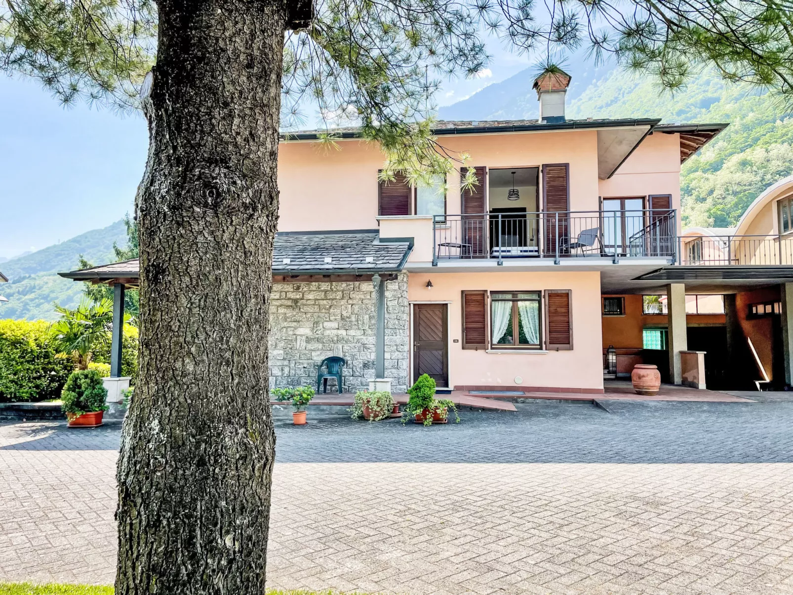 Casa Alessio-Outside