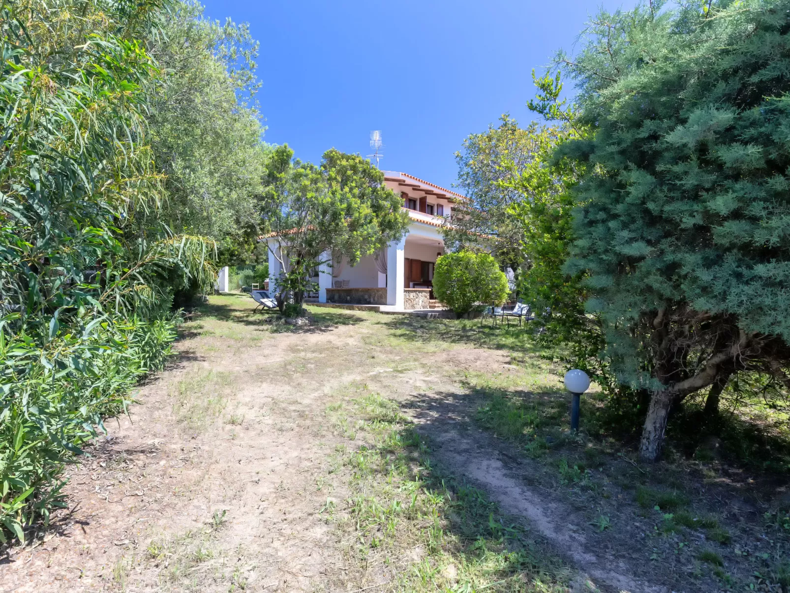Casa Tonina-Draußen