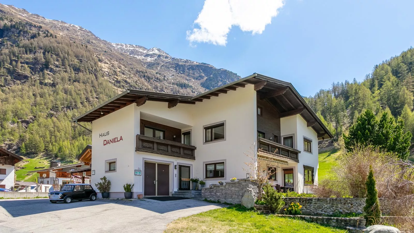 Haus Daniela-Außenbereich Sommer