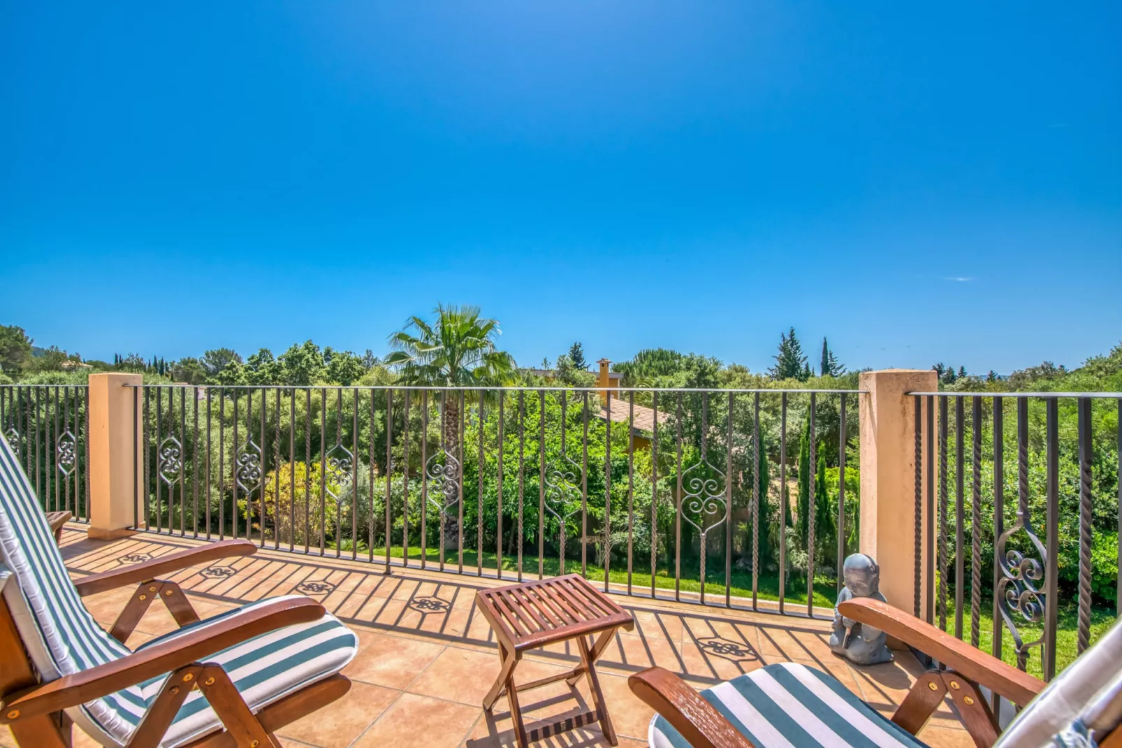 Villa Flores-Terrace