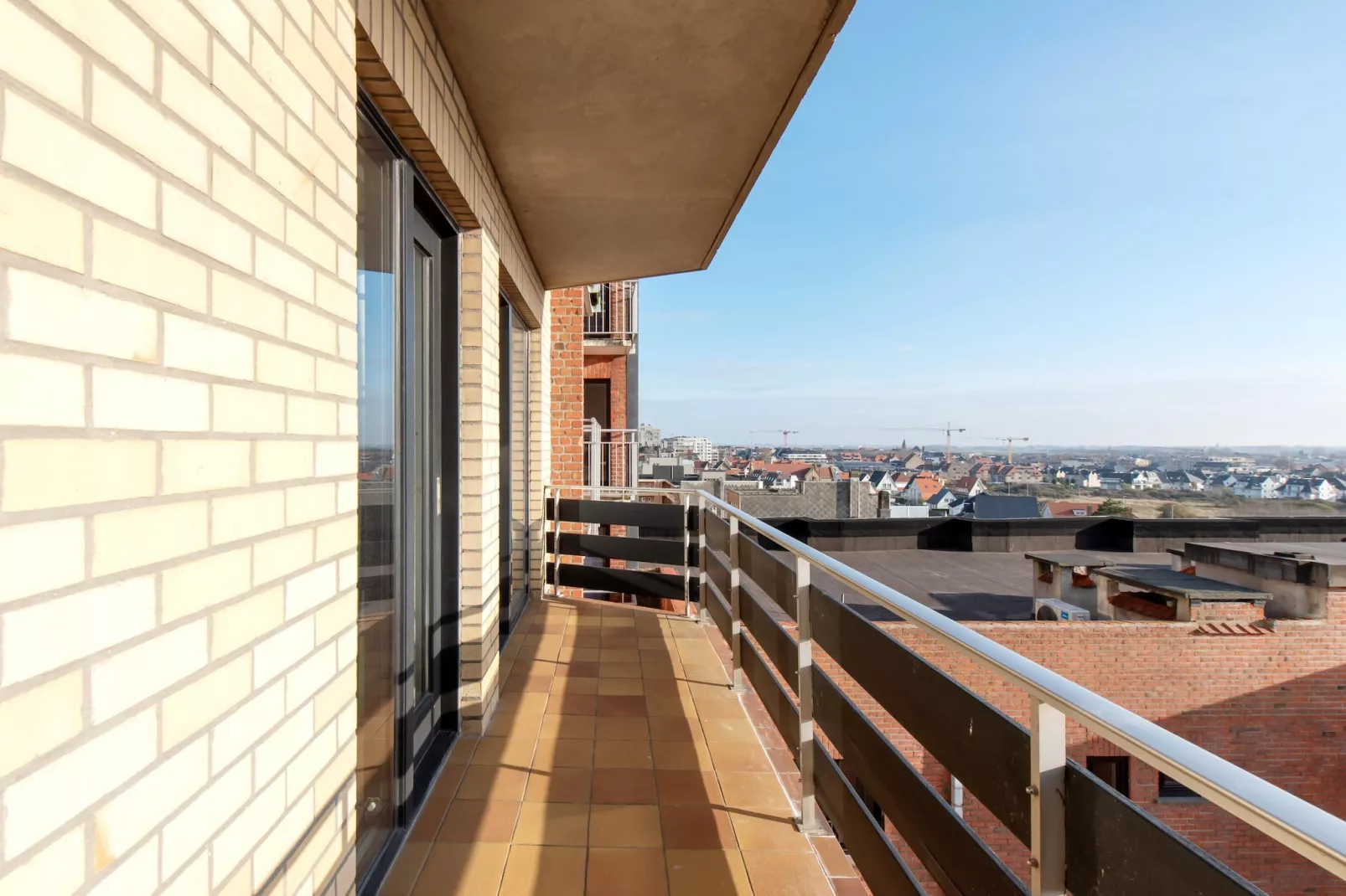 FLAIR 0702/ 7B-Balcon-terrasse