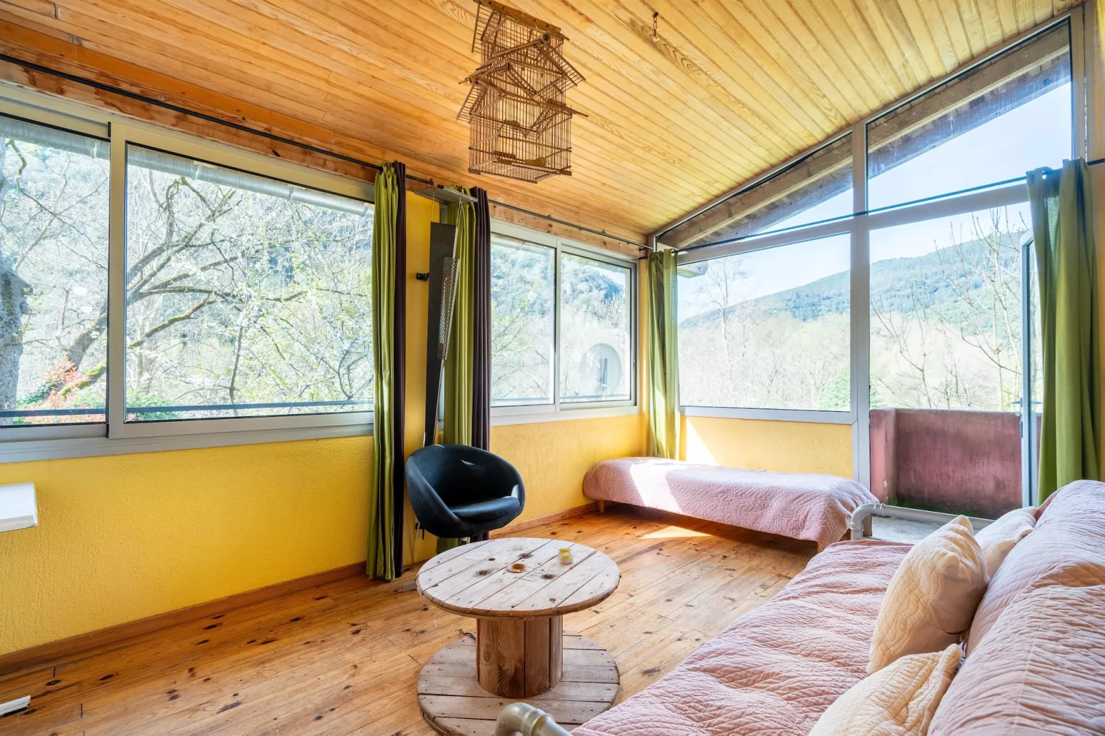 L'Atelier des Fileuses-Living room