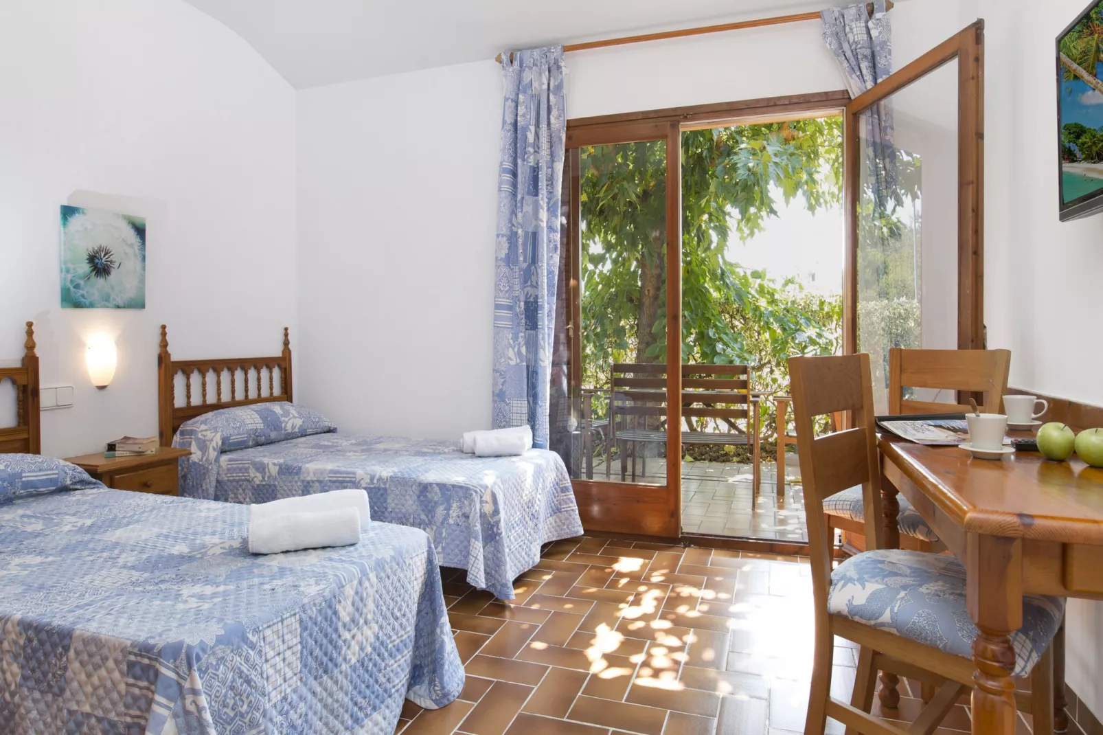 Cipresos 14pax-Schlafzimmer