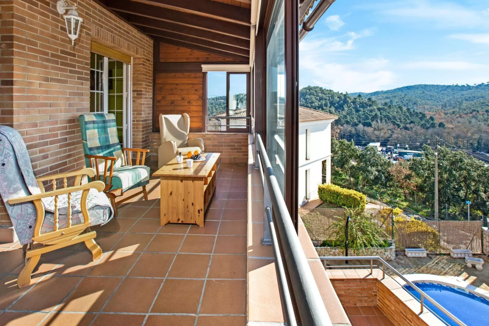 Sotet-Terrassenbalkon