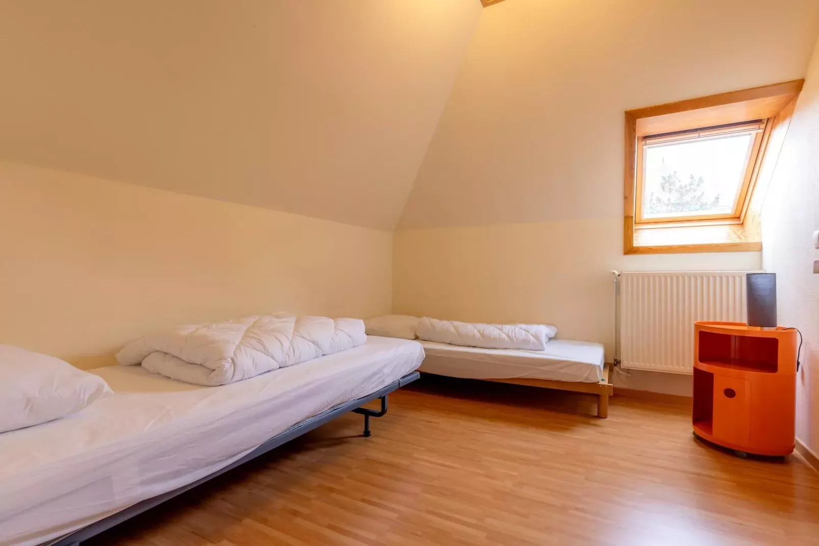 At Home-Chambre