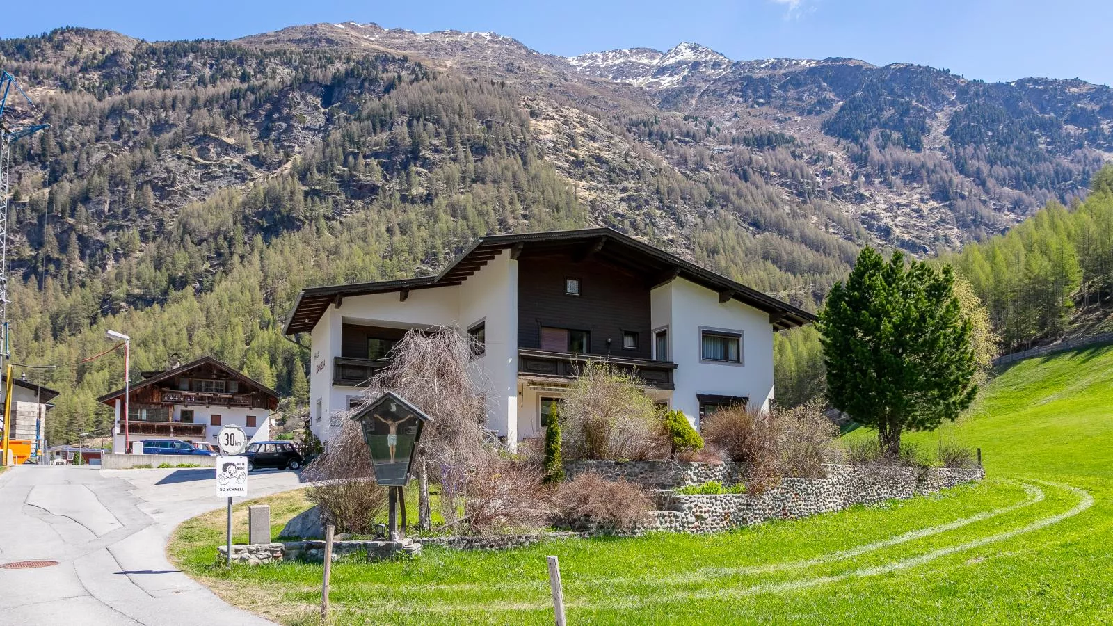Haus Daniela-Außenbereich Sommer