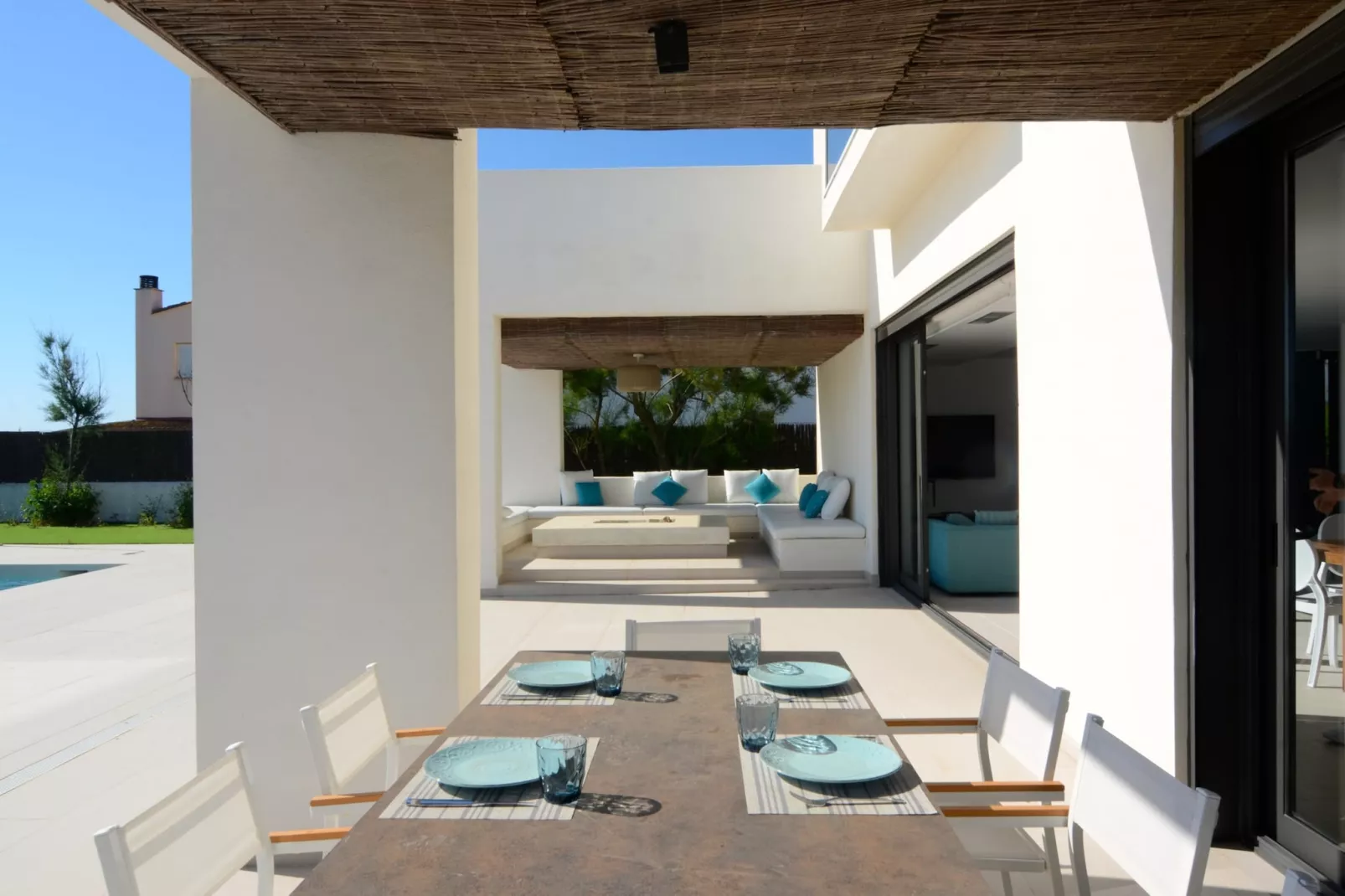 VILLA PINELL-Outdoor