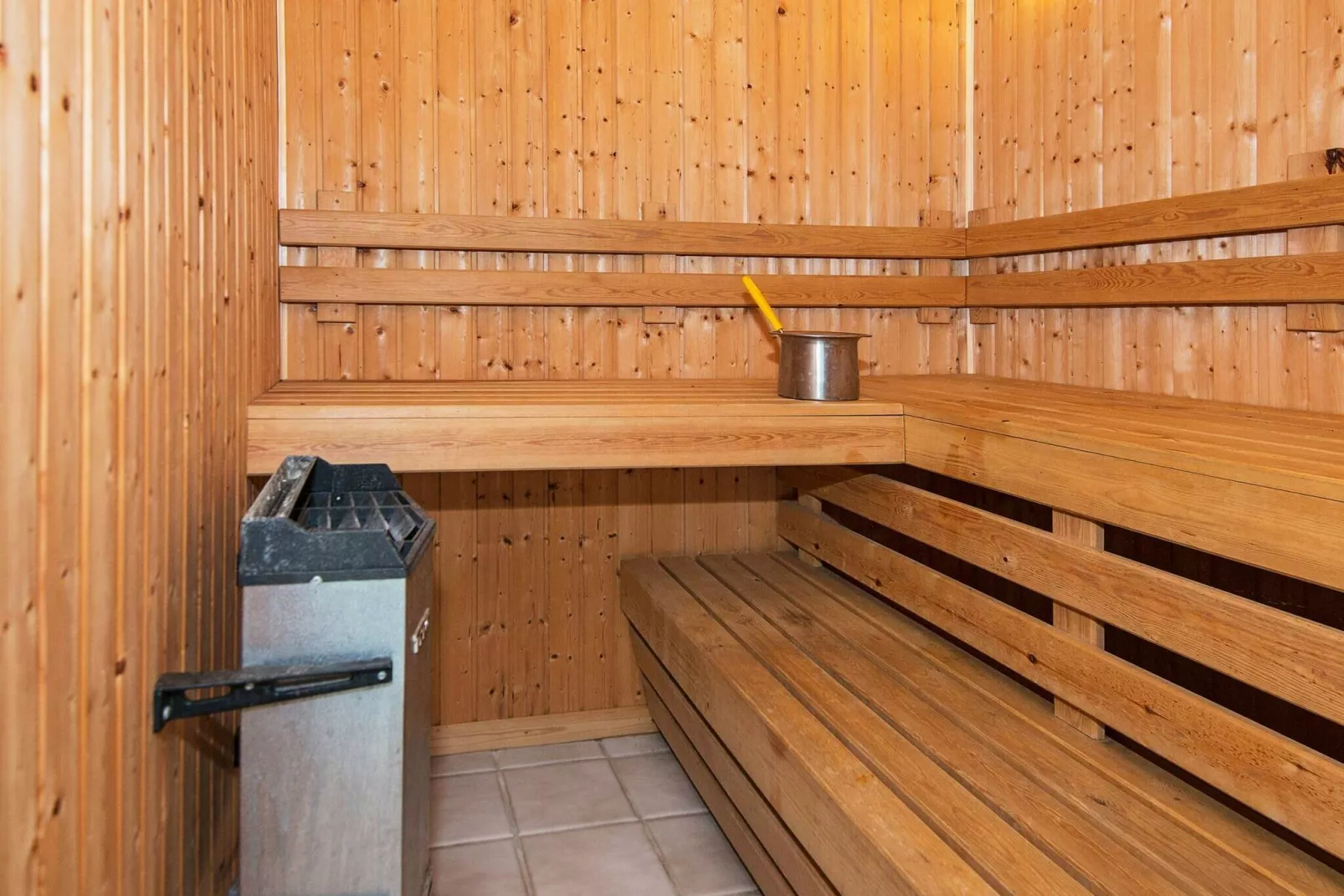 12 person holiday home in Glesborg-Sauna