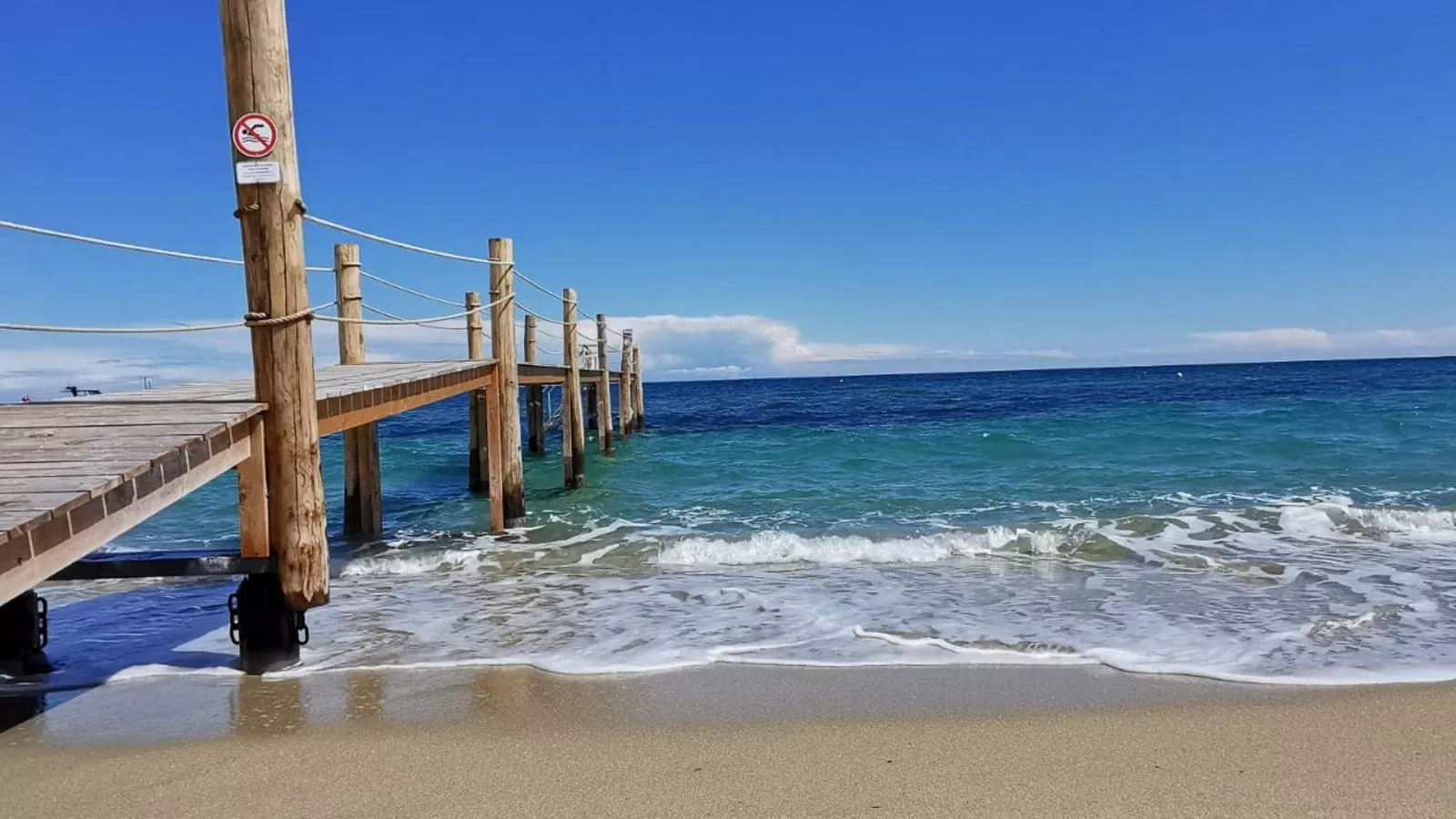 Les Romarins-Areas summer 1km