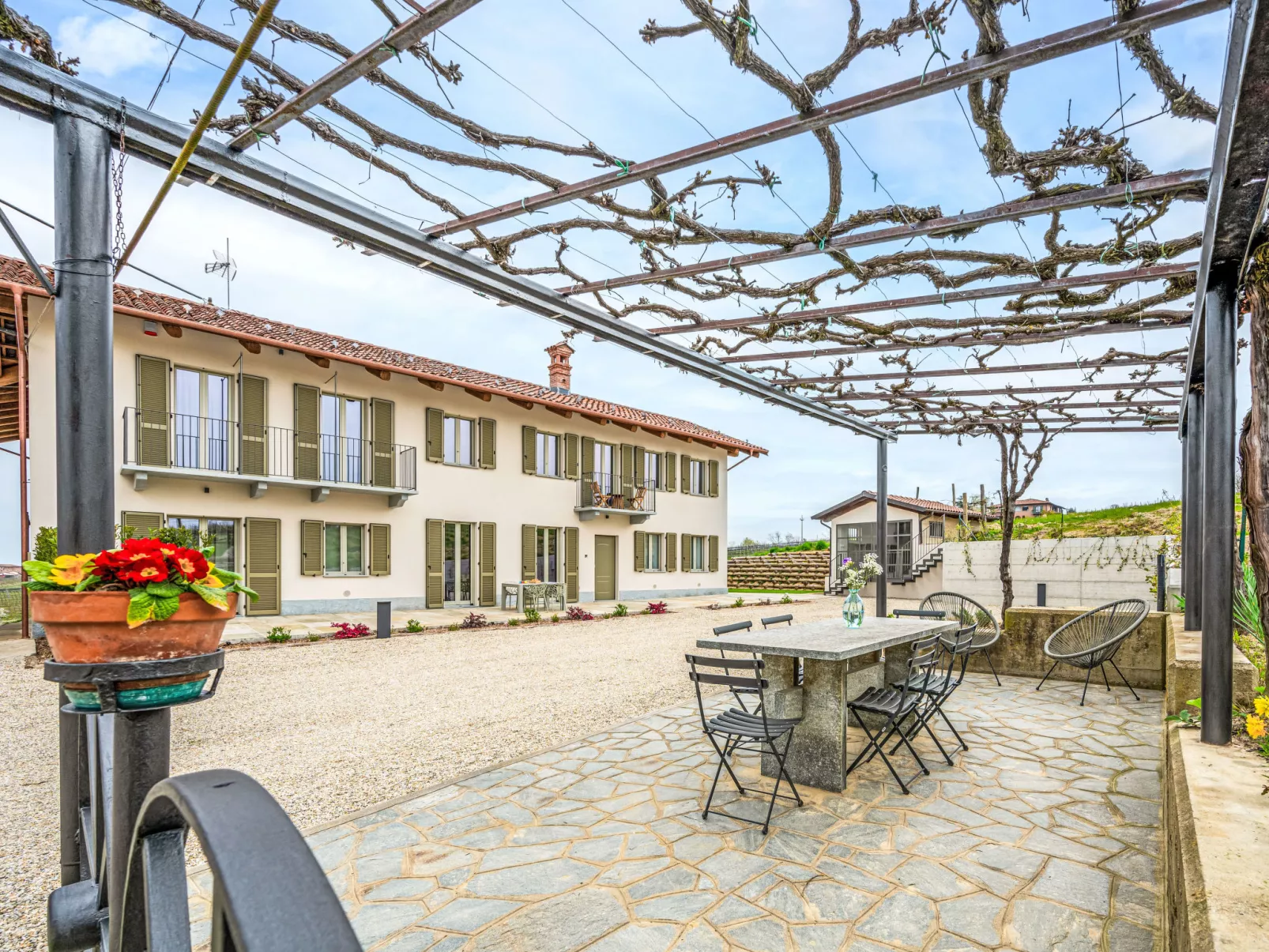 Cascina Luscai-Draußen