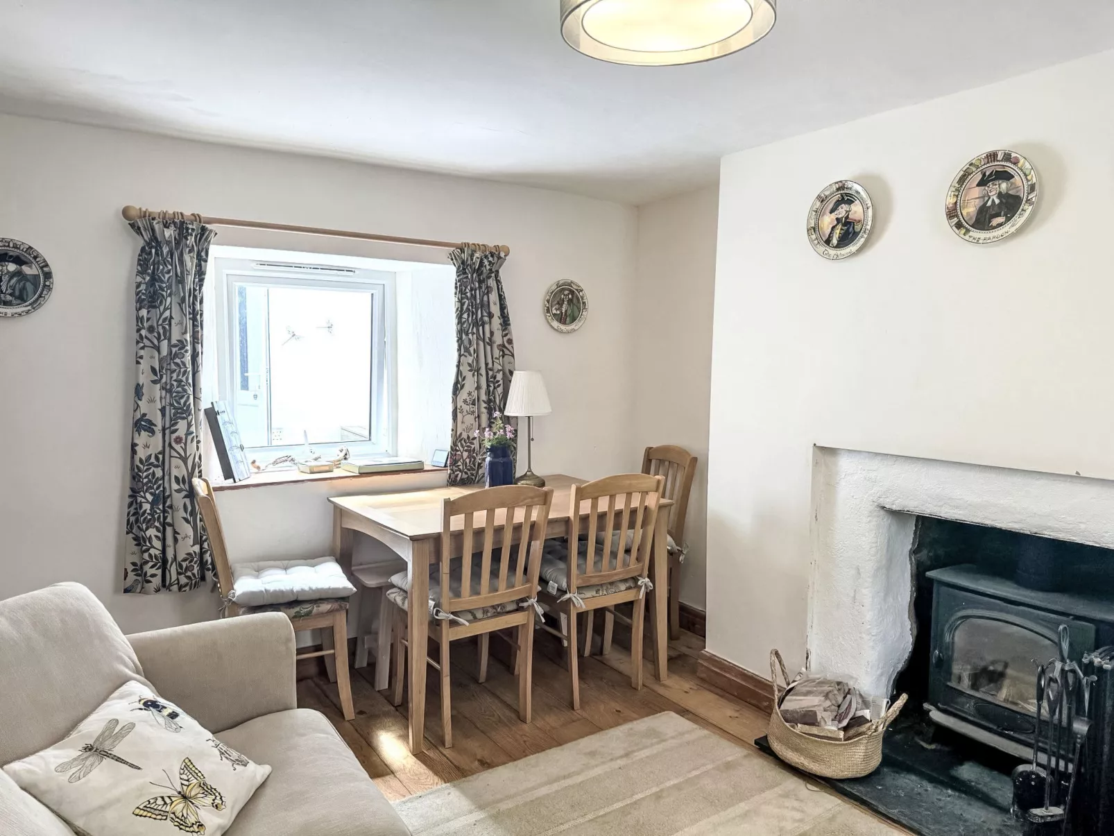 Seaforth Cottage-Inside