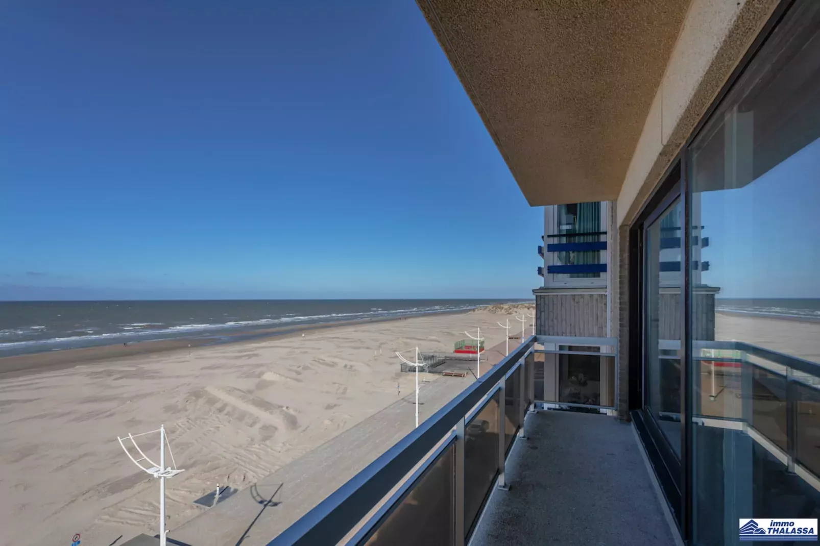 Quo Vadis 0501 + garage 83-Balcon-terrasse