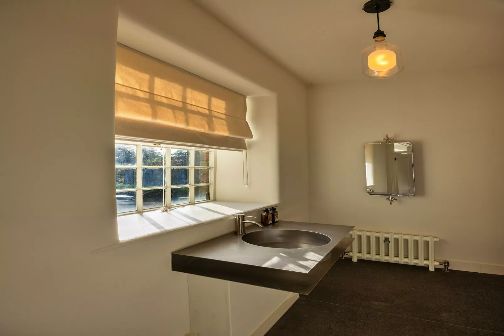 ARC Peaks-Bathroom