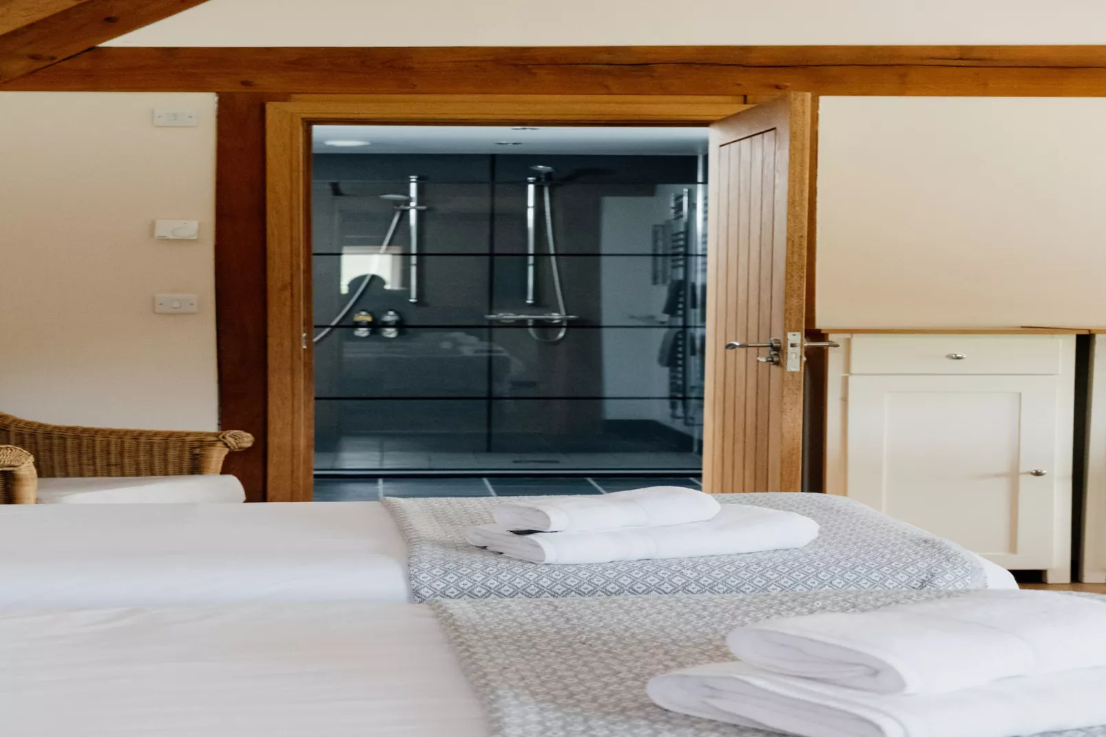 The Welsh Barn-Bedroom