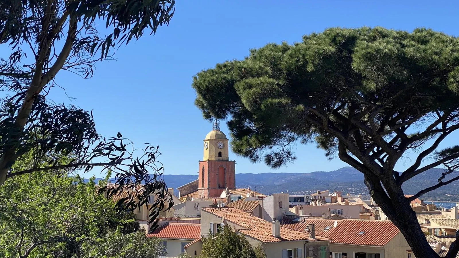 Les Romarins-Areas summer 5km