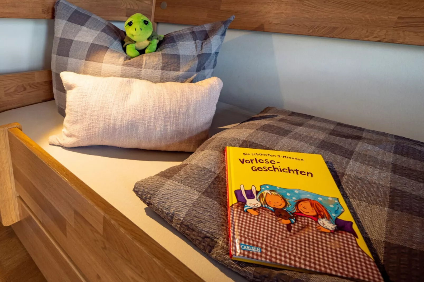 424127-Schlafzimmer