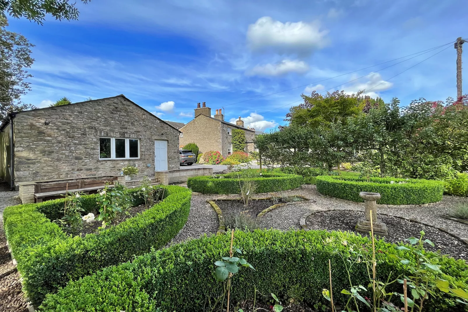 Ivy Cottage-Outdoor