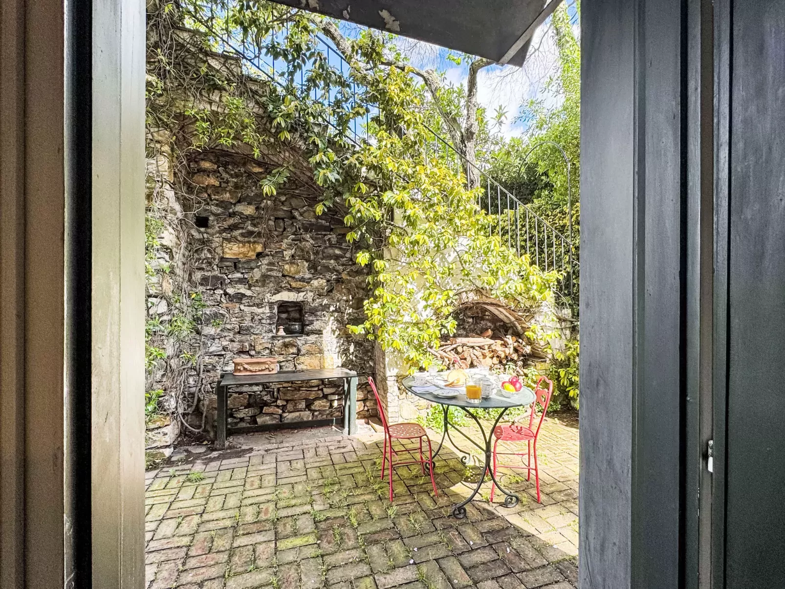La Vigna-Outside