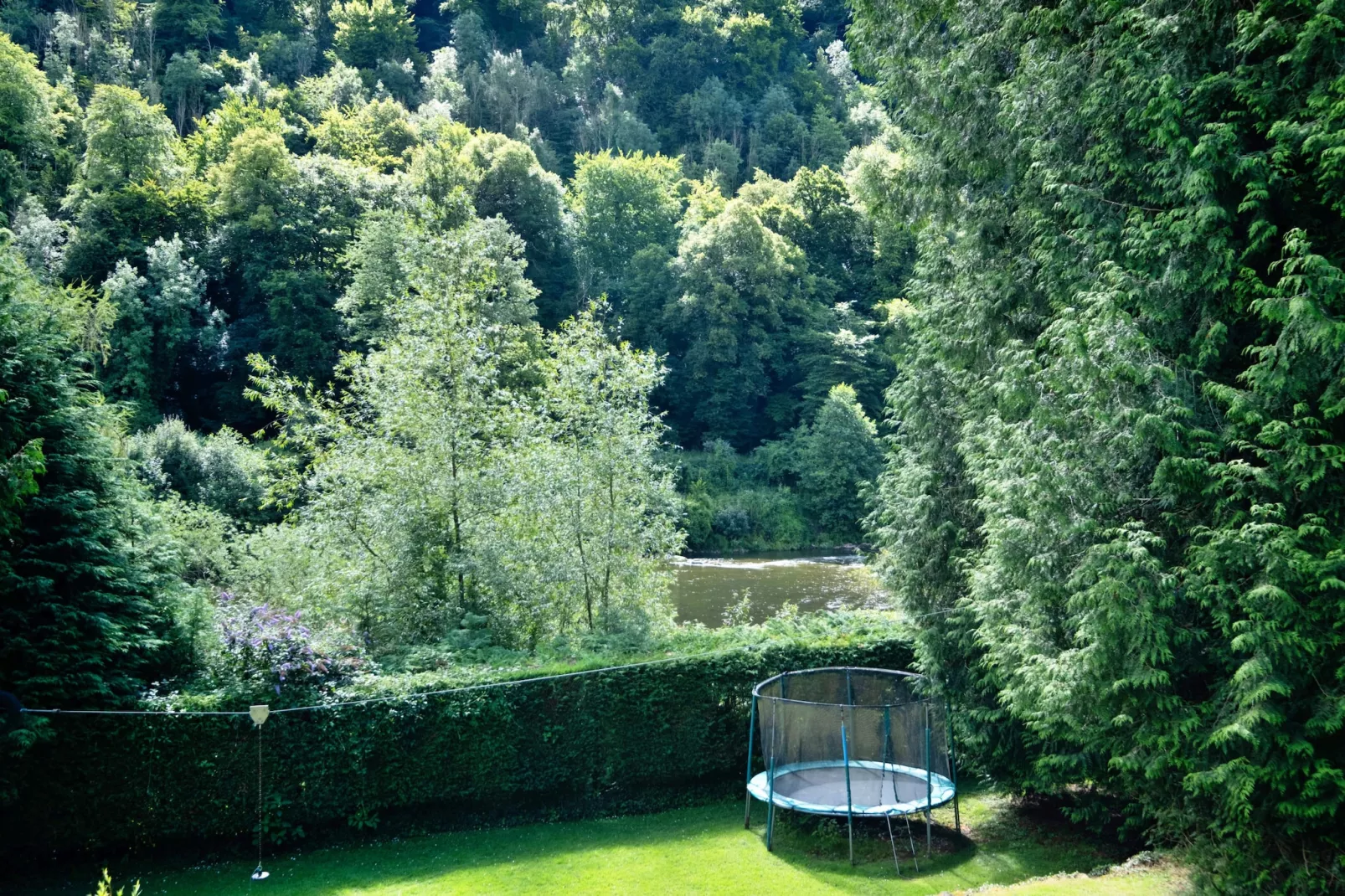 Riversdale Lodge-Gardens summer