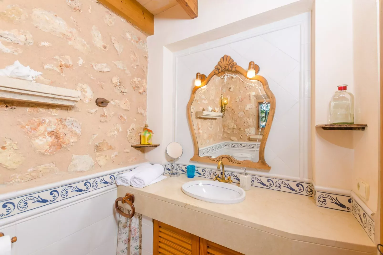 Finca Can Maria Costitx-Bathroom