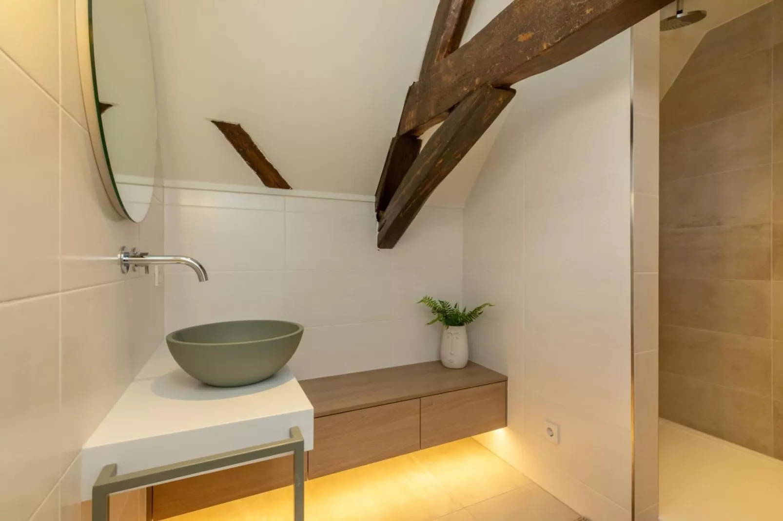Vakantiehuis 'Boerderij Molenhof' - Stationsweg 5  Heinkenszand-Bathroom