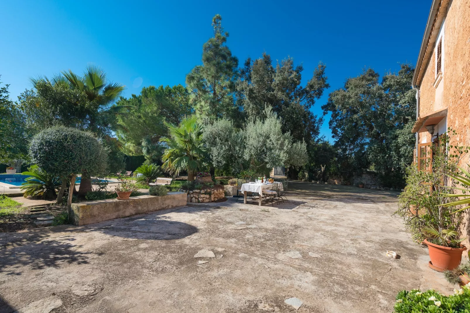 Son Obra Nou-Balcon-terrasse