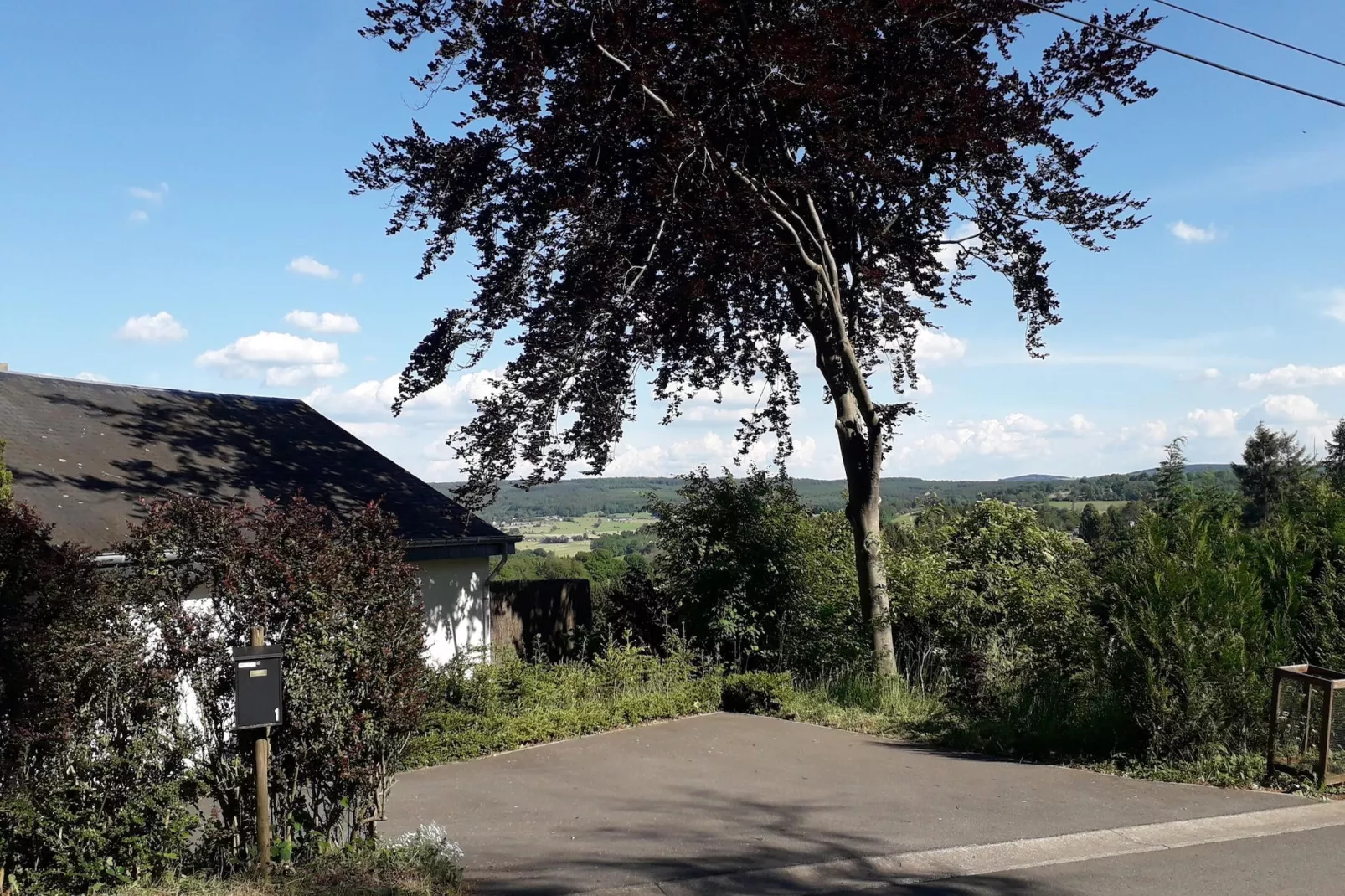 Schöne freistehende Villa mit Sauna in Érezée-Gebiete Sommer 1 km