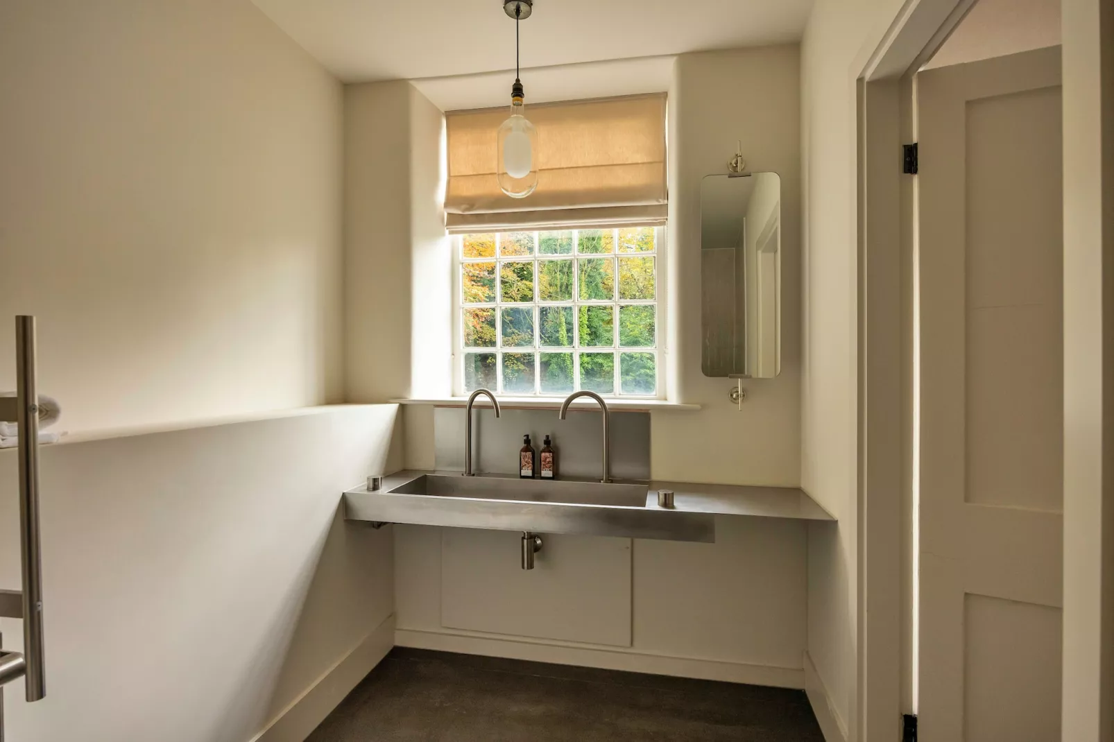 ARC Peaks-Bathroom