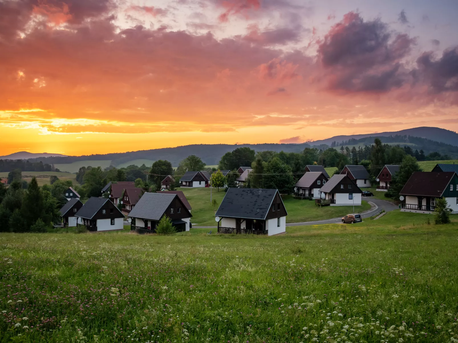 Holiday Hill-Draußen