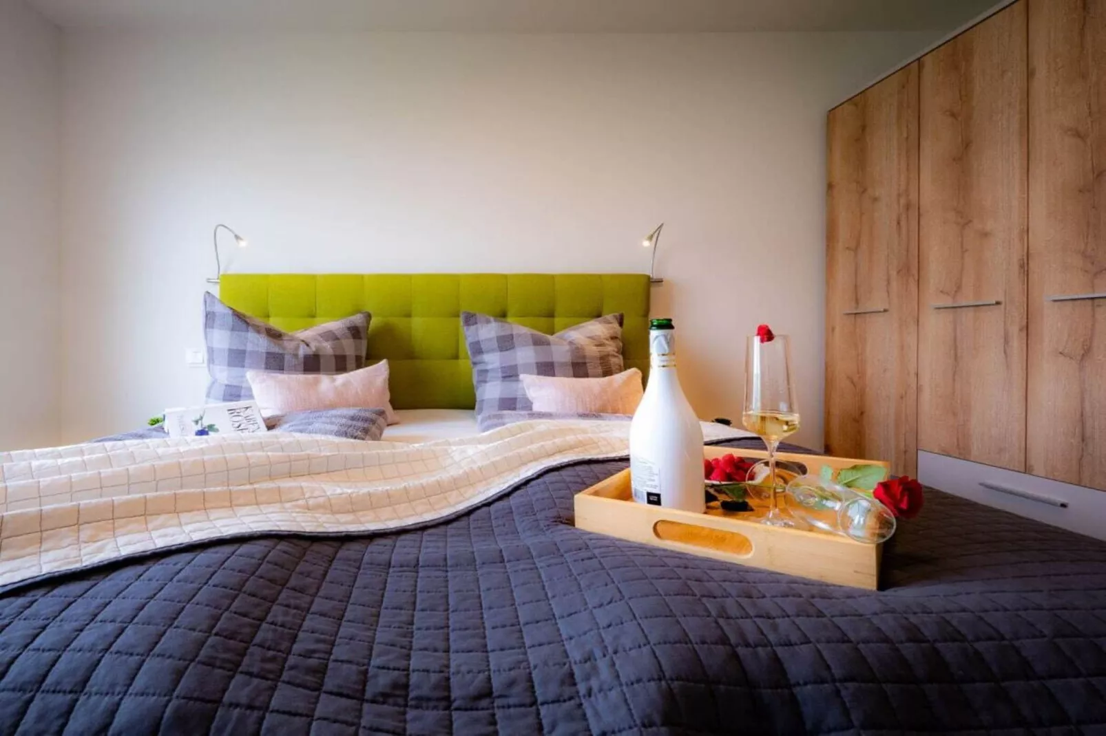 424127-Schlafzimmer