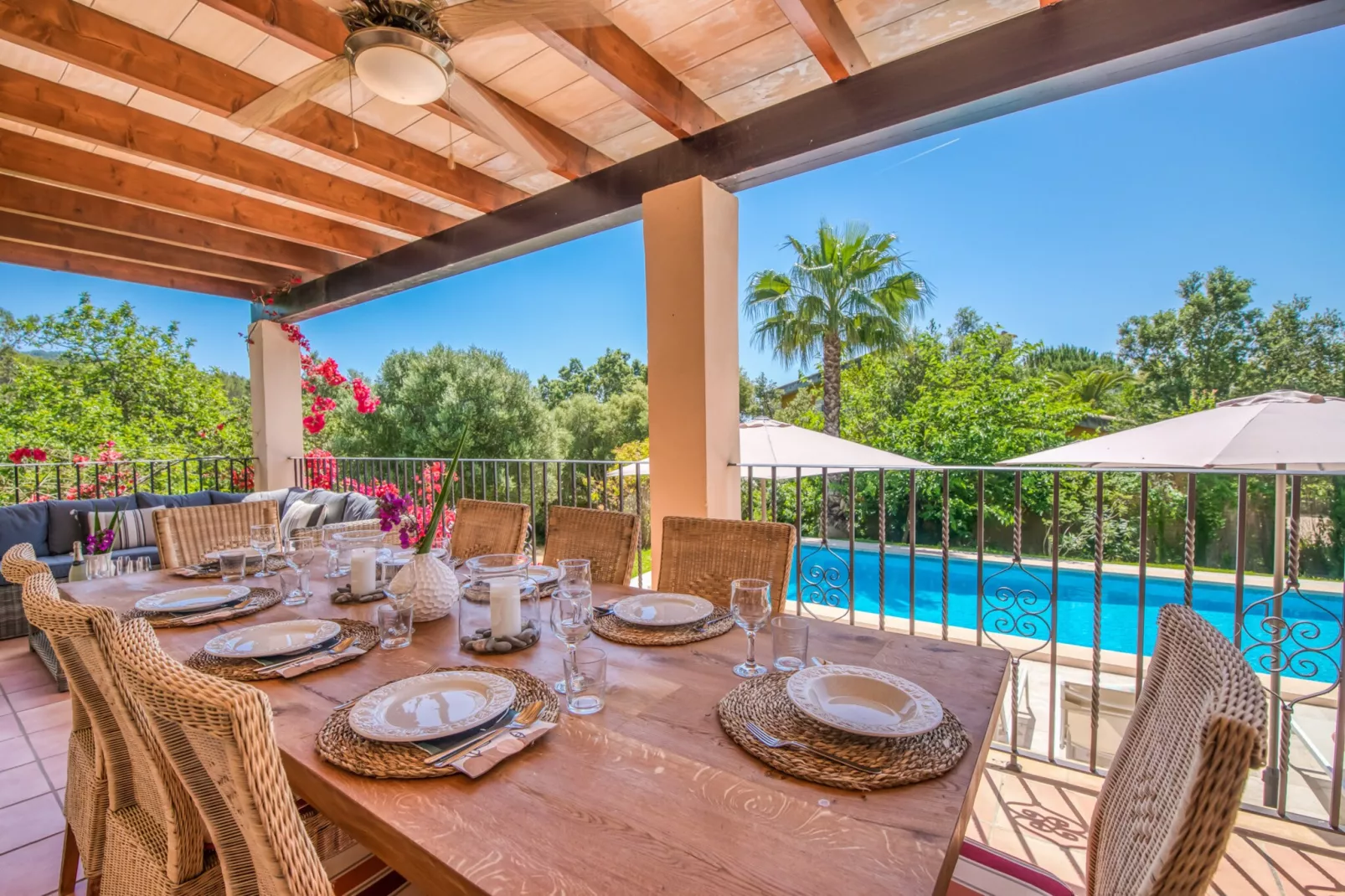 Villa Flores-Terrace