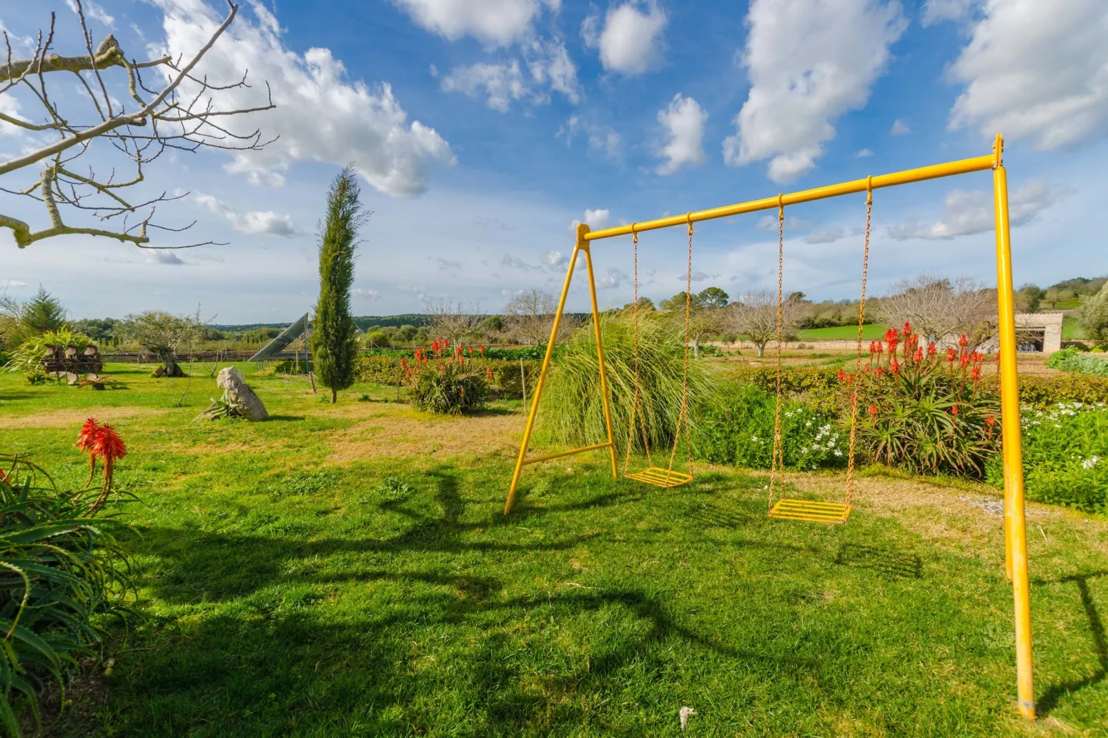 Sabor De Cas Ferrer-Gardens summer