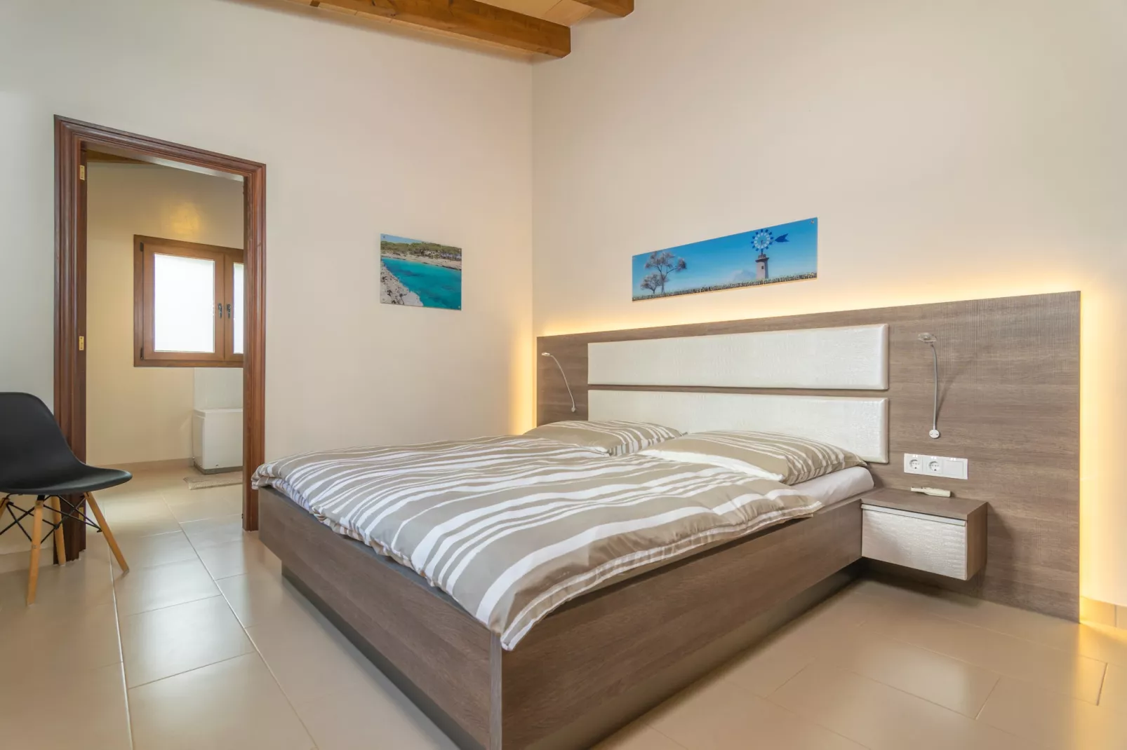 Villa Sun Club Home-Image-tags.