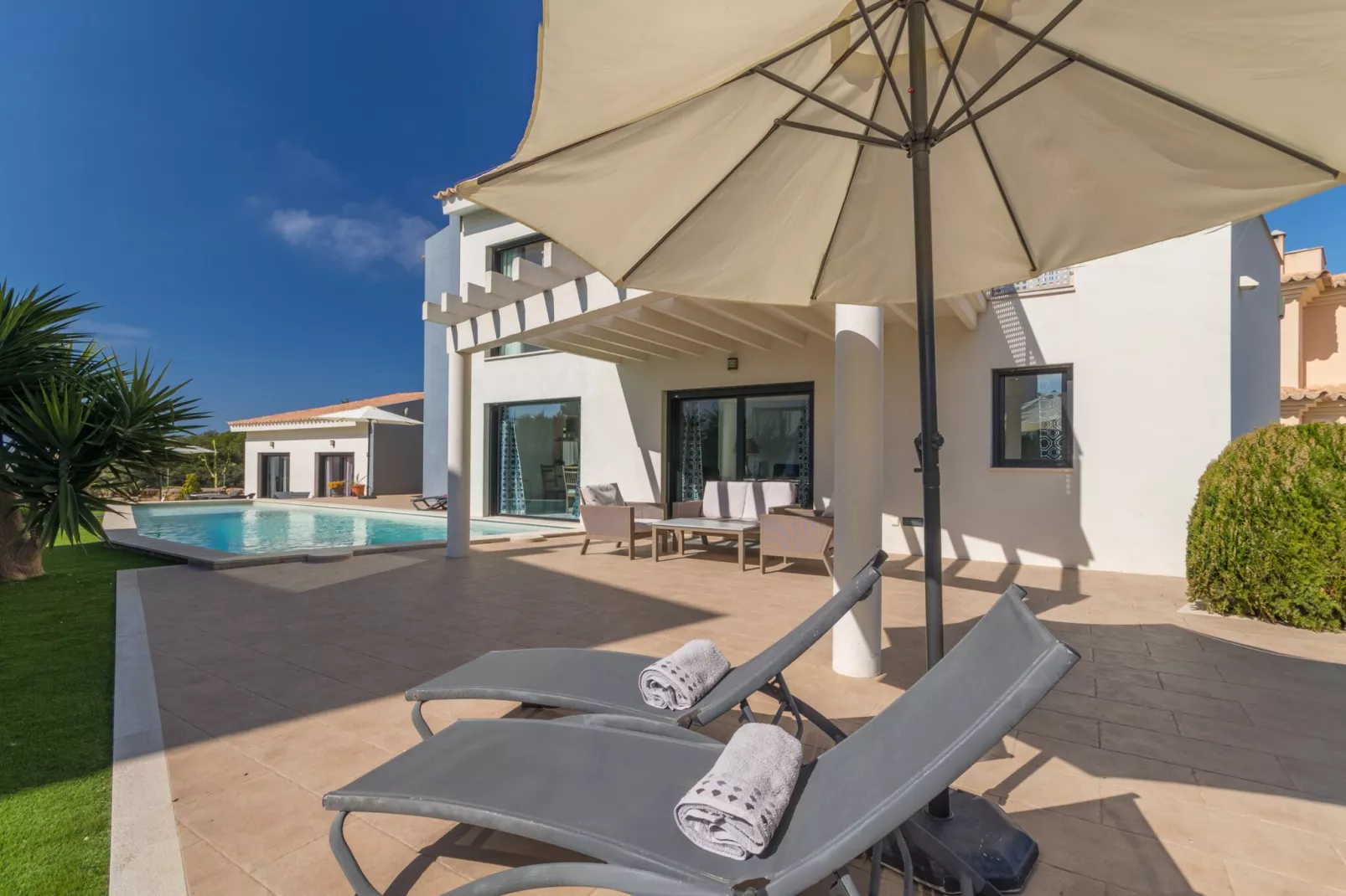 La Primera Brisa, Villa 5StarsHome Mallorca-Terrasse