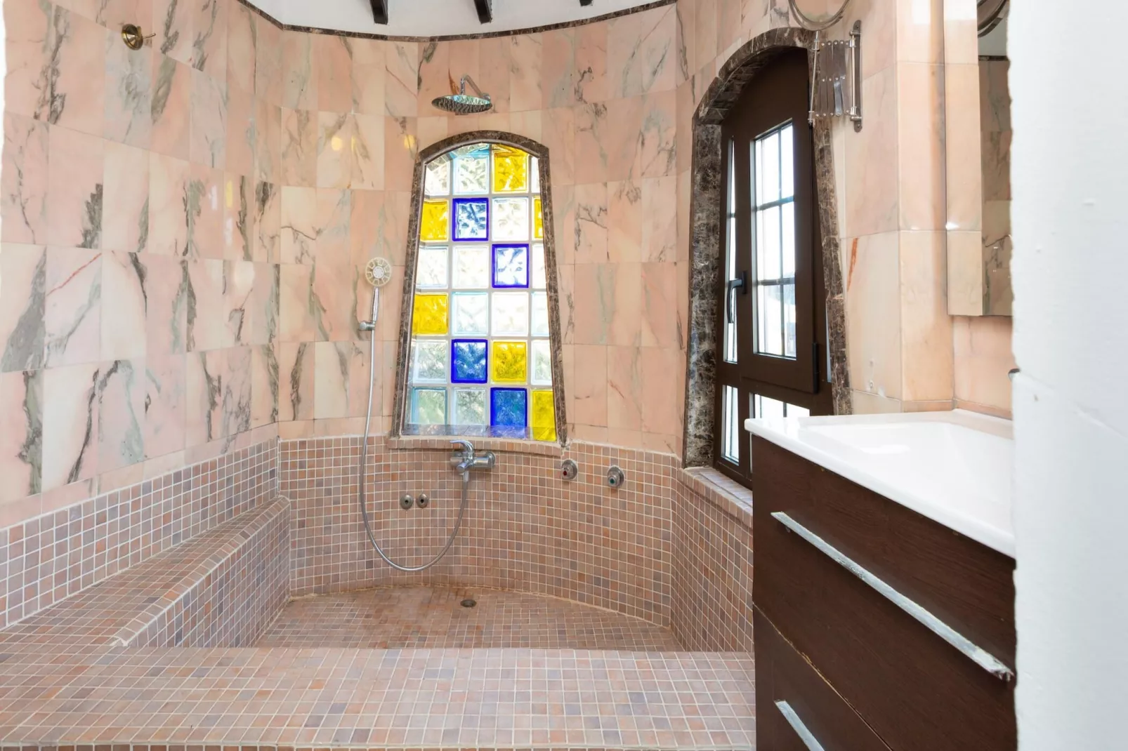 Canyelles-Bathroom