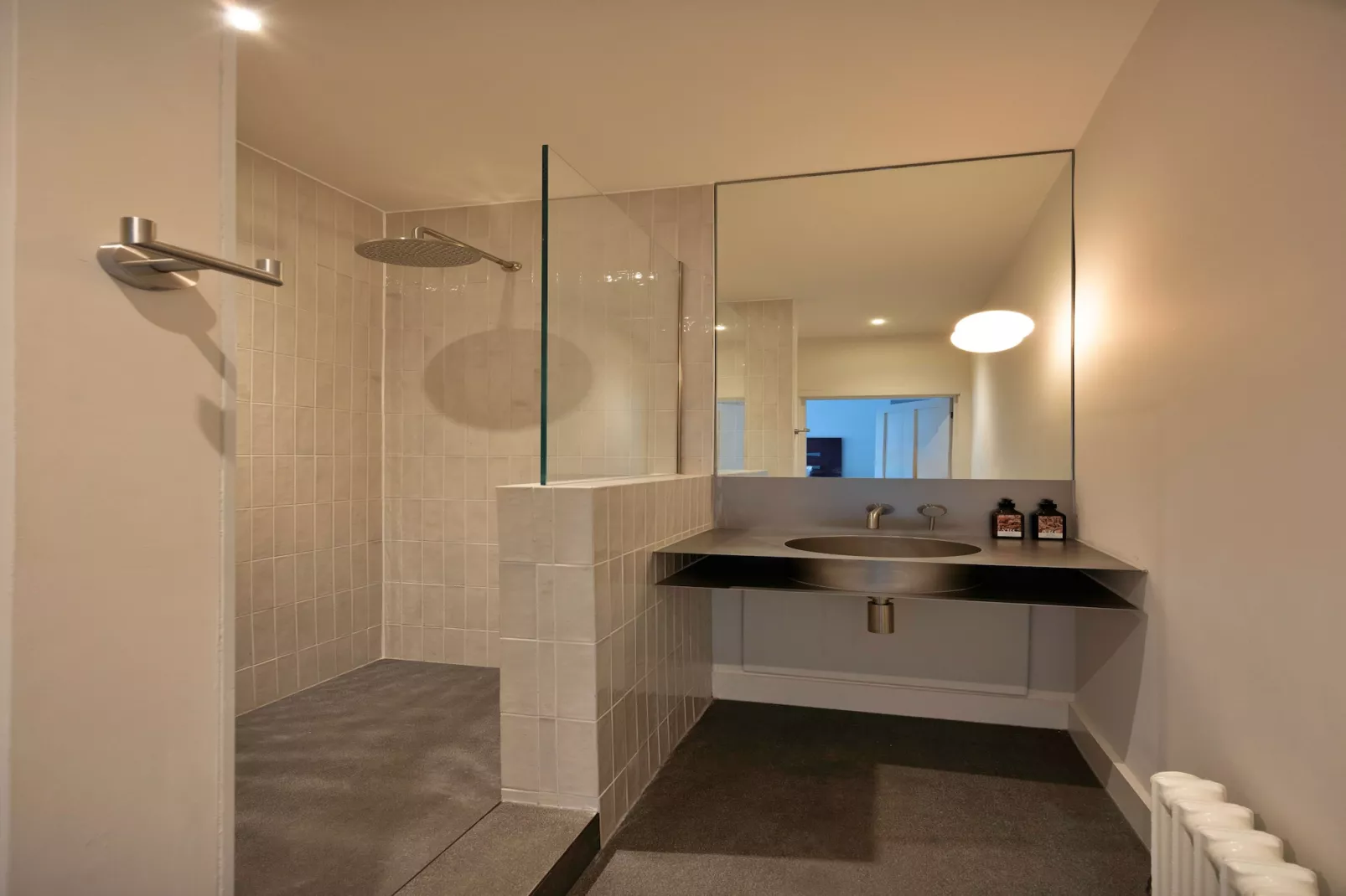 ARC Peaks-Bathroom