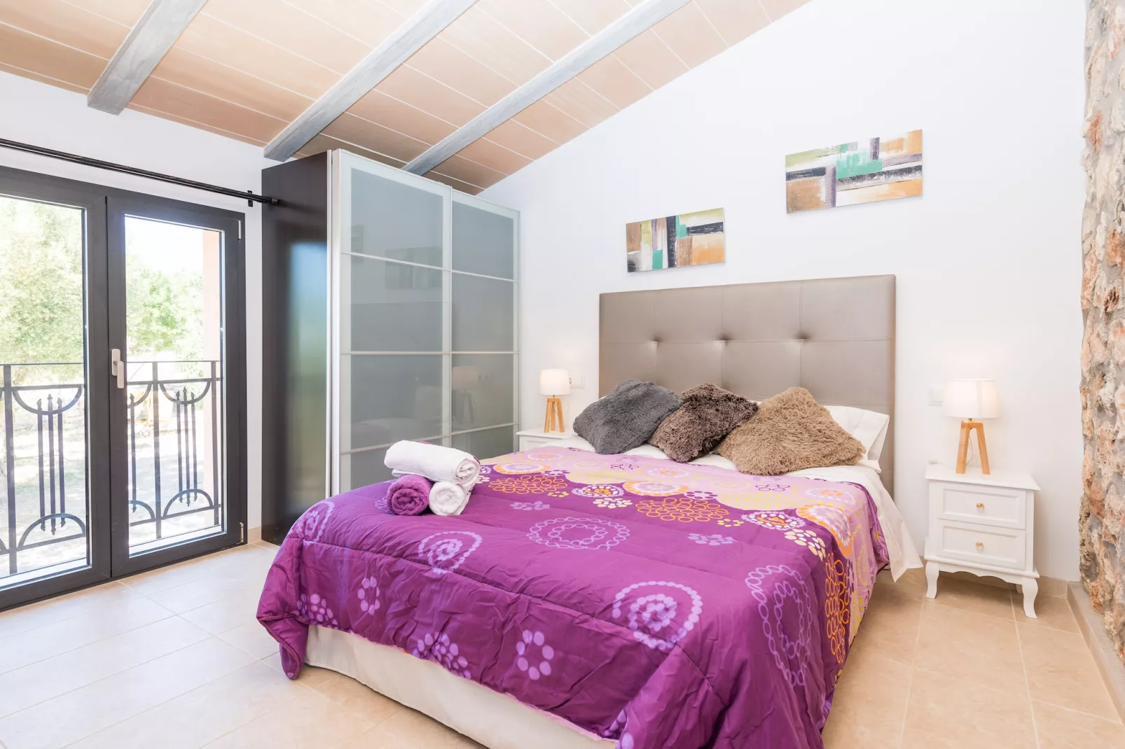Son Vador-Bedroom