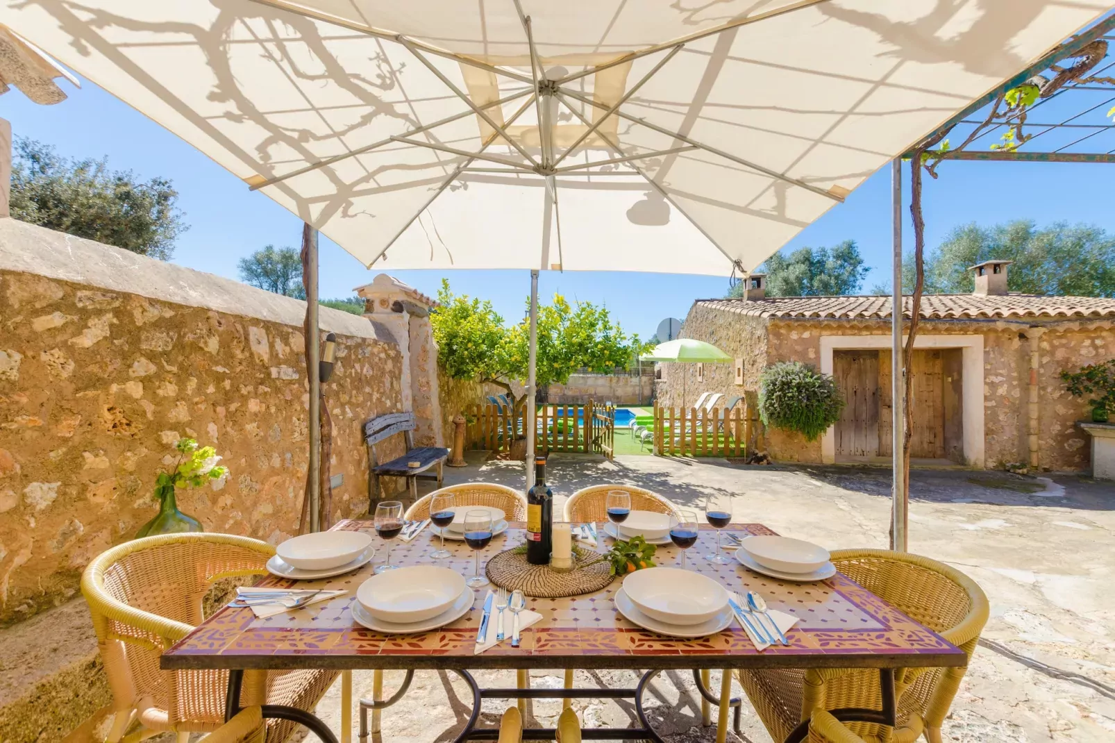 Finca Can Maria Costitx-Terrace balcony