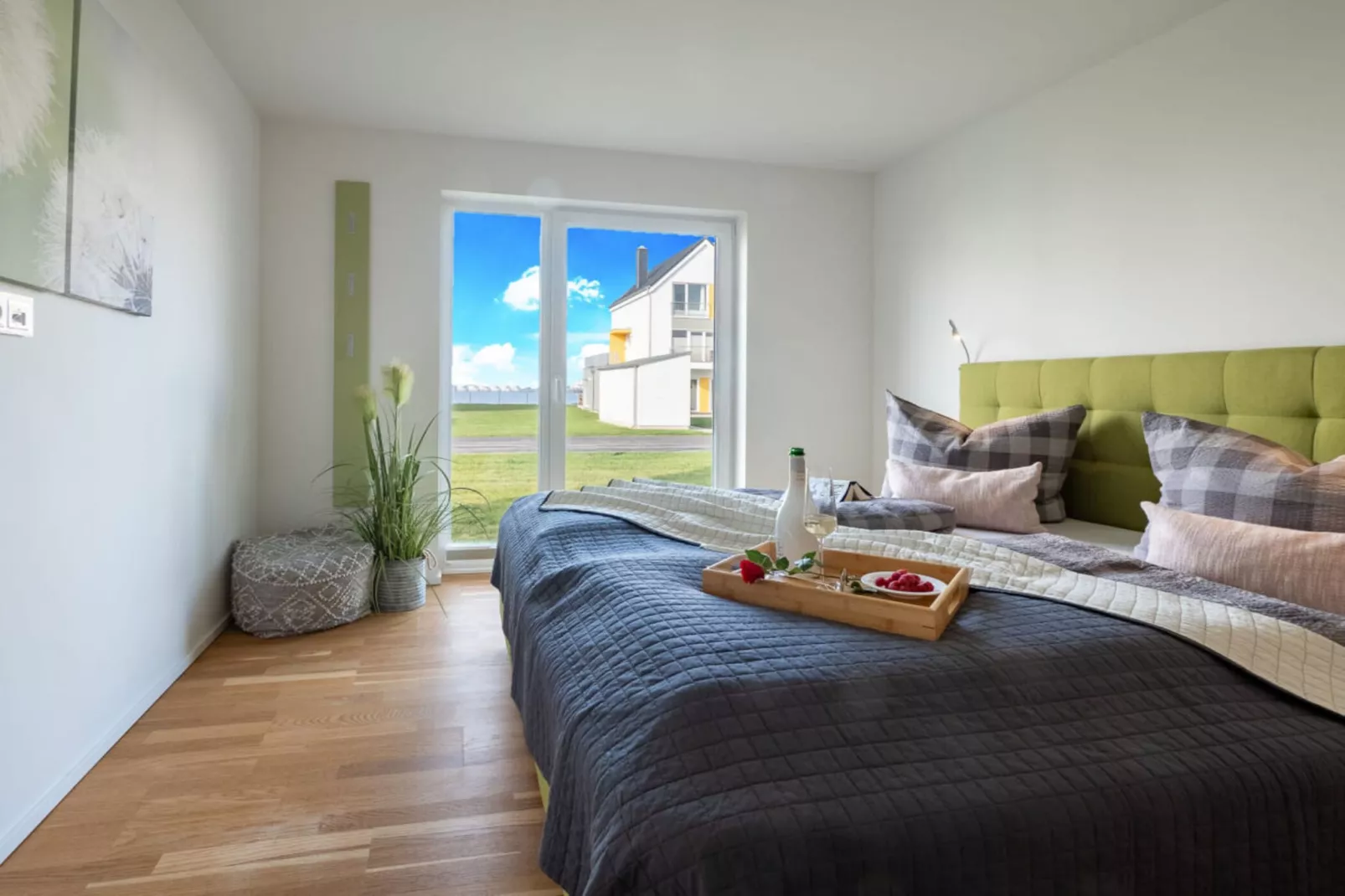 424127-Schlafzimmer