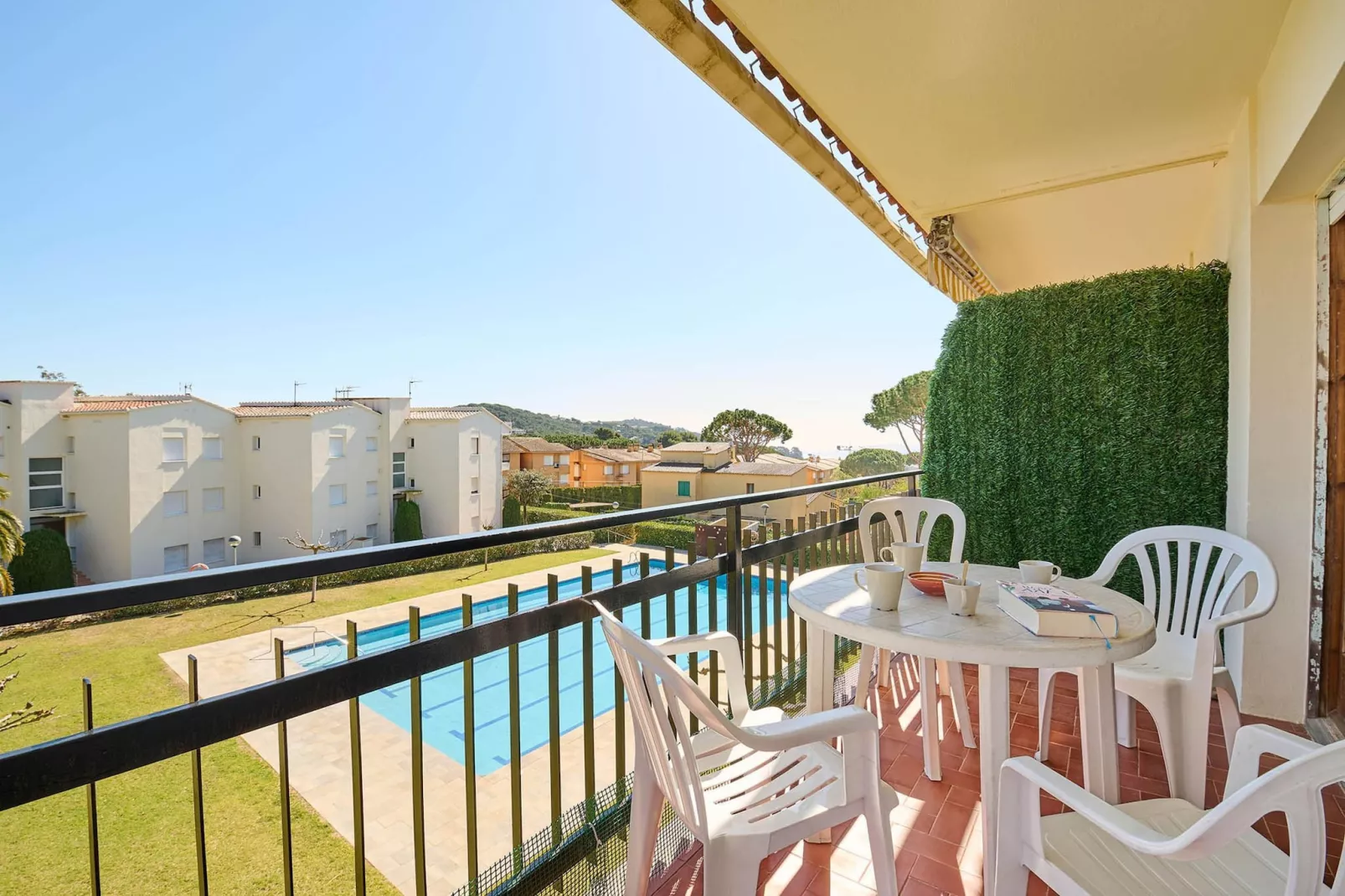 Costa Brava X-3-Terrassenbalkon