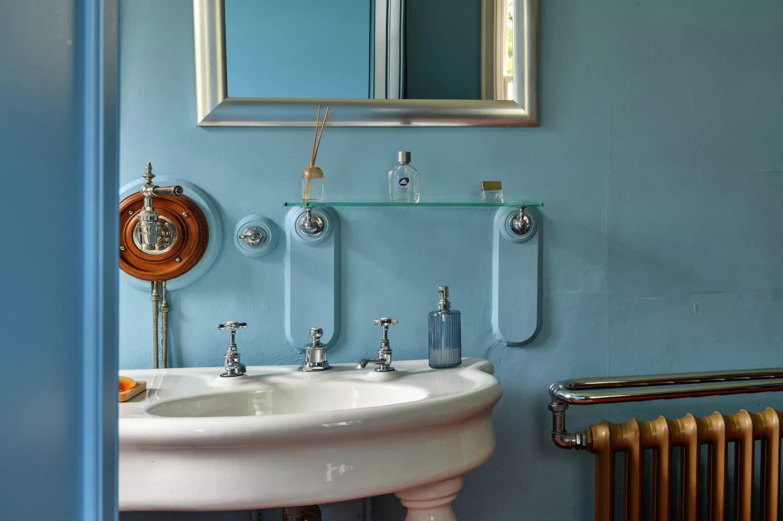 Clift Hill-Bathroom