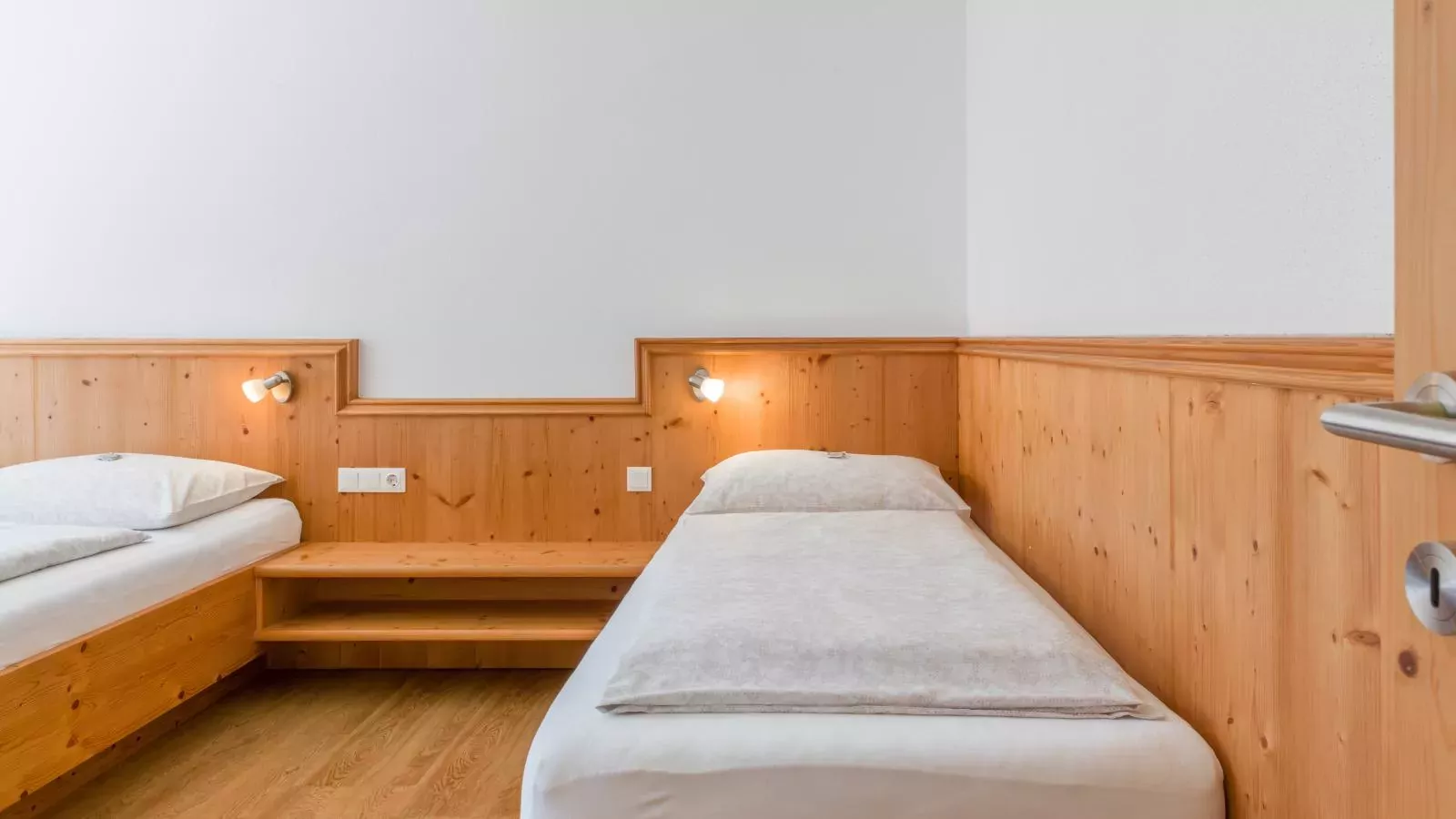 Next To The Ski Lift A 3 und A 4-Chambre