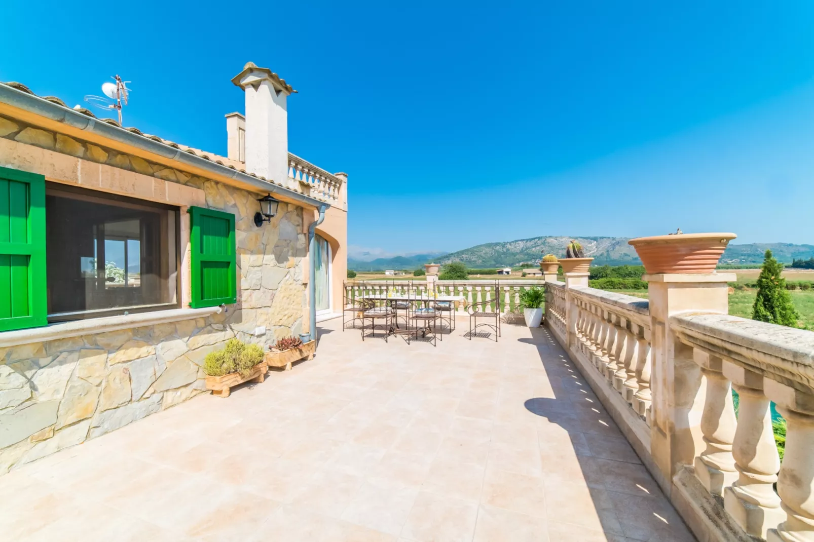 Gomila-Terrasse