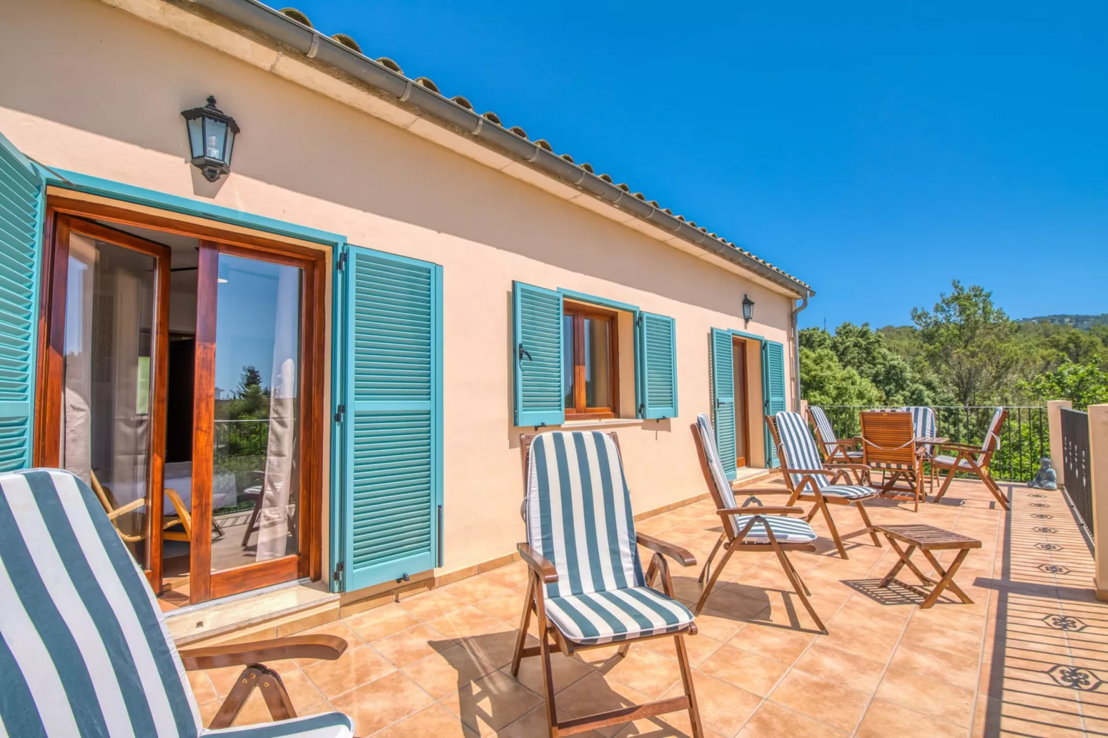 Villa Flores-Terrace