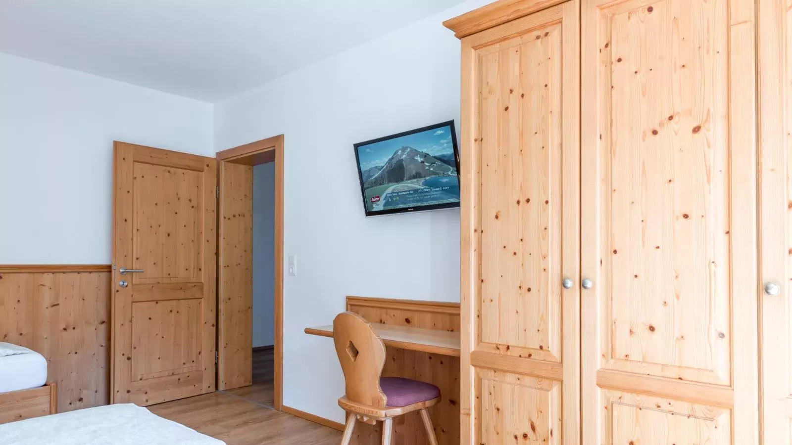 Next To The Ski Lift A 3 und A 4-Chambre