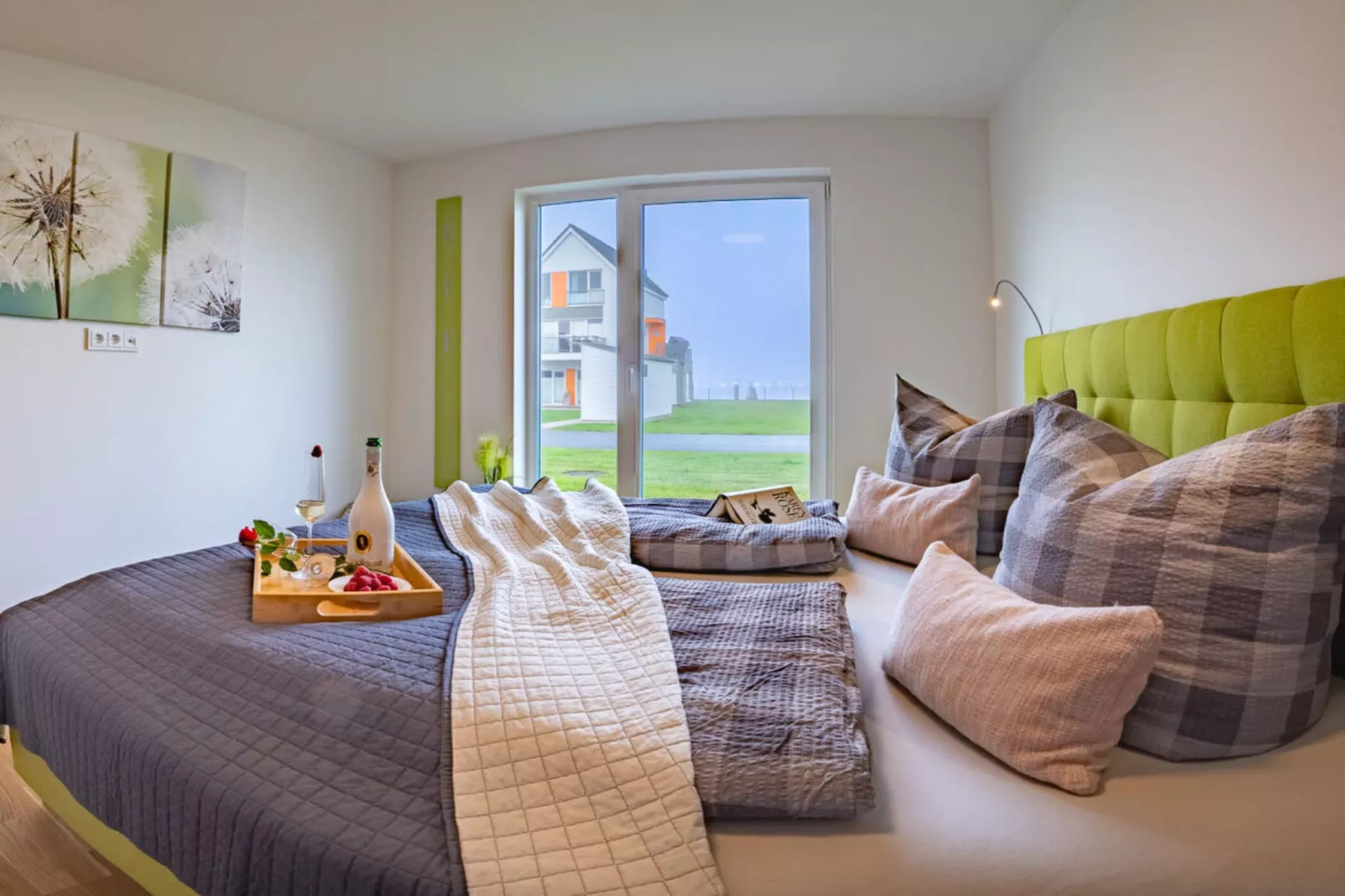 424127-Schlafzimmer